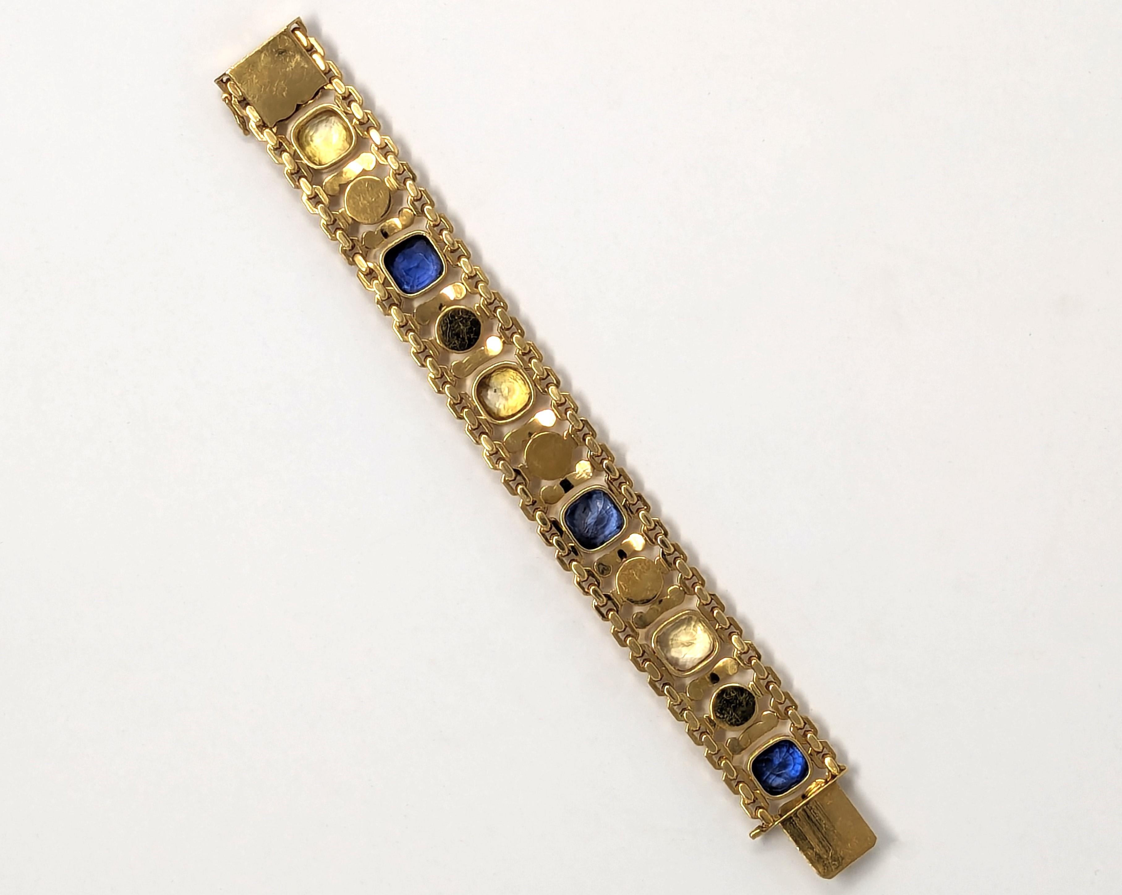 Women's or Men's Vintage 18k 750 Solid Yellow Gold Natural Blue & Yellow Sapphire Bracelet Signed For Sale
