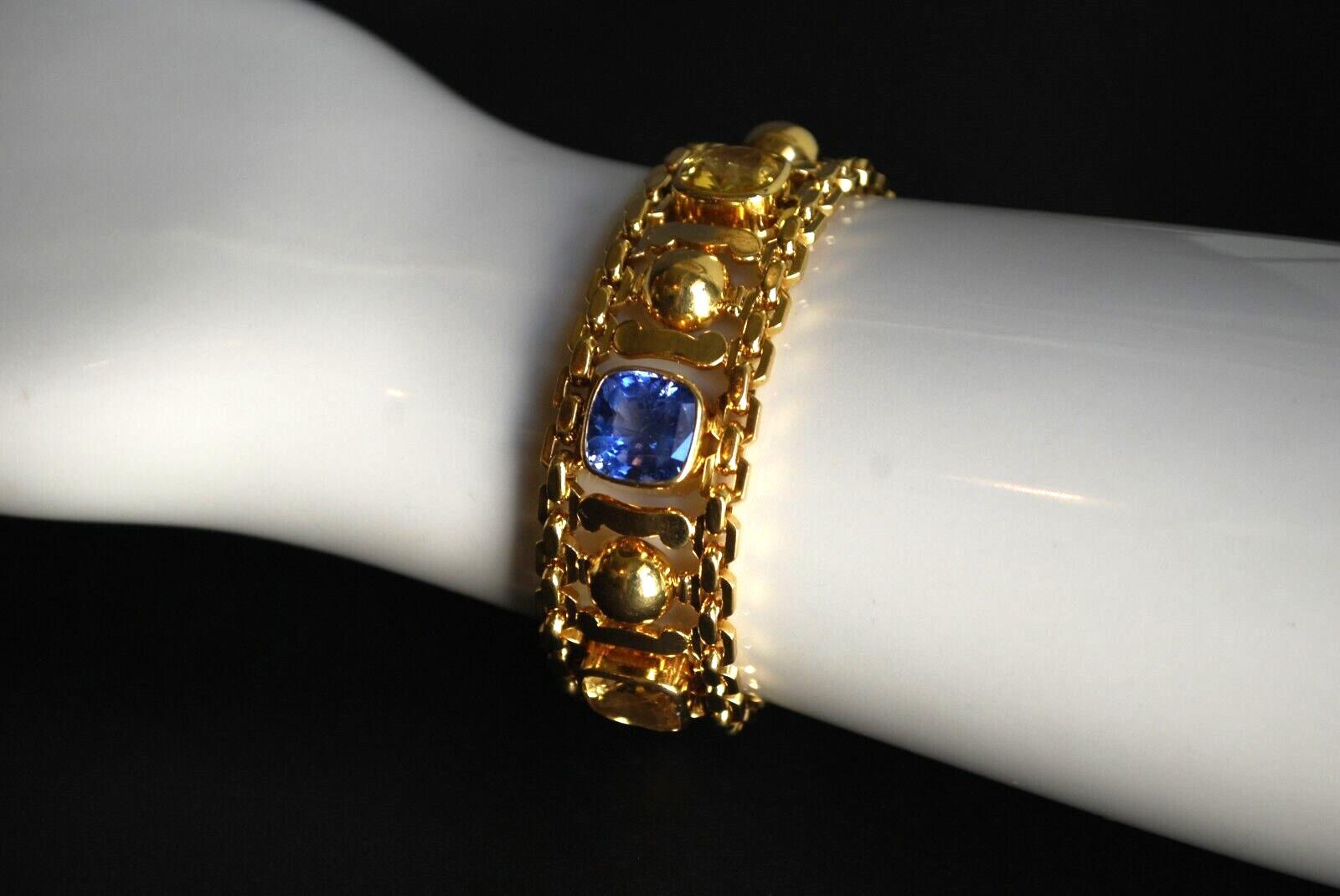 Vintage 18k 750 Solid Yellow Gold Natural Blue & Yellow Sapphire Bracelet Signed For Sale 2