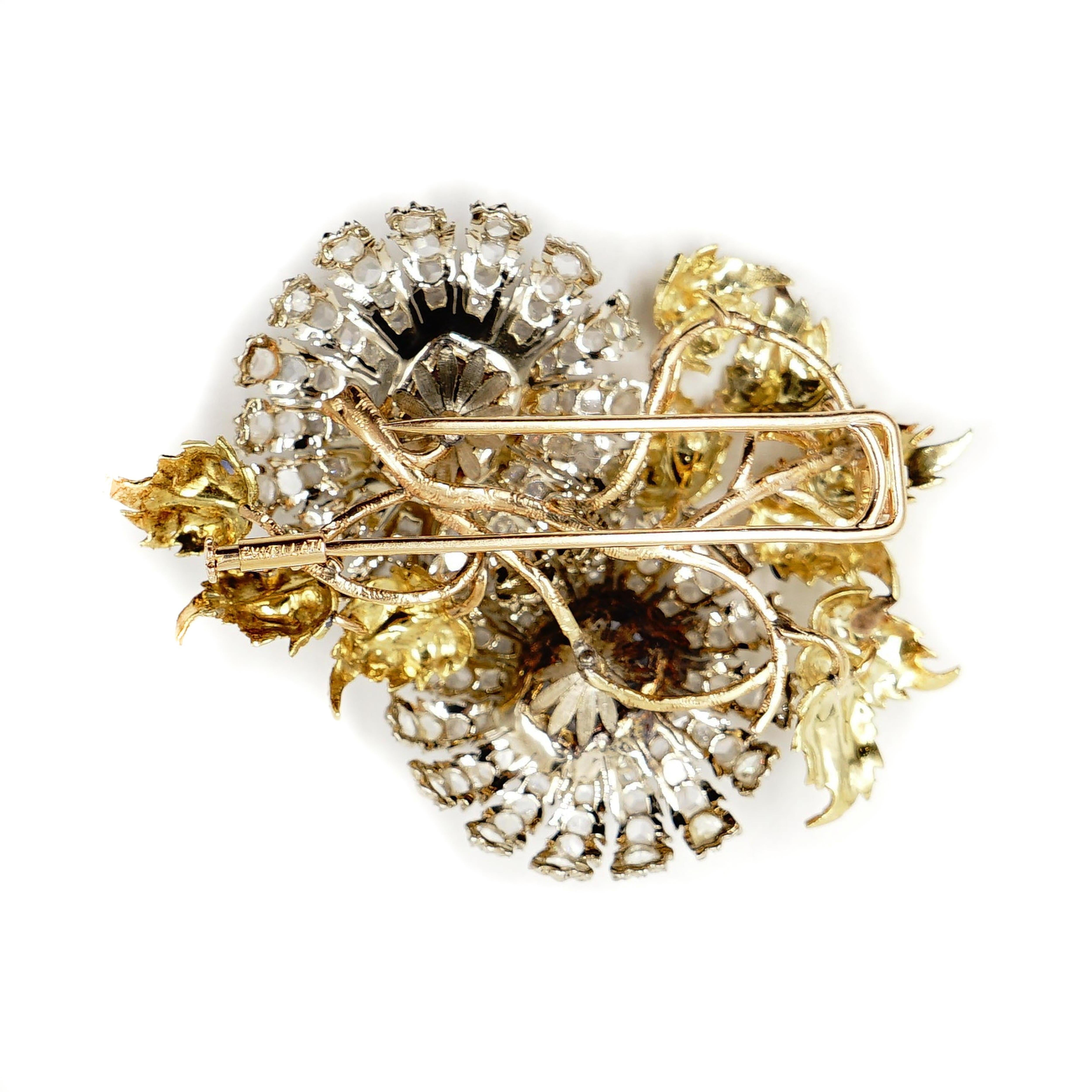 Broche Vintage 18K Bucellati Flor Zafiro Natural Corte cojín antiguo en venta