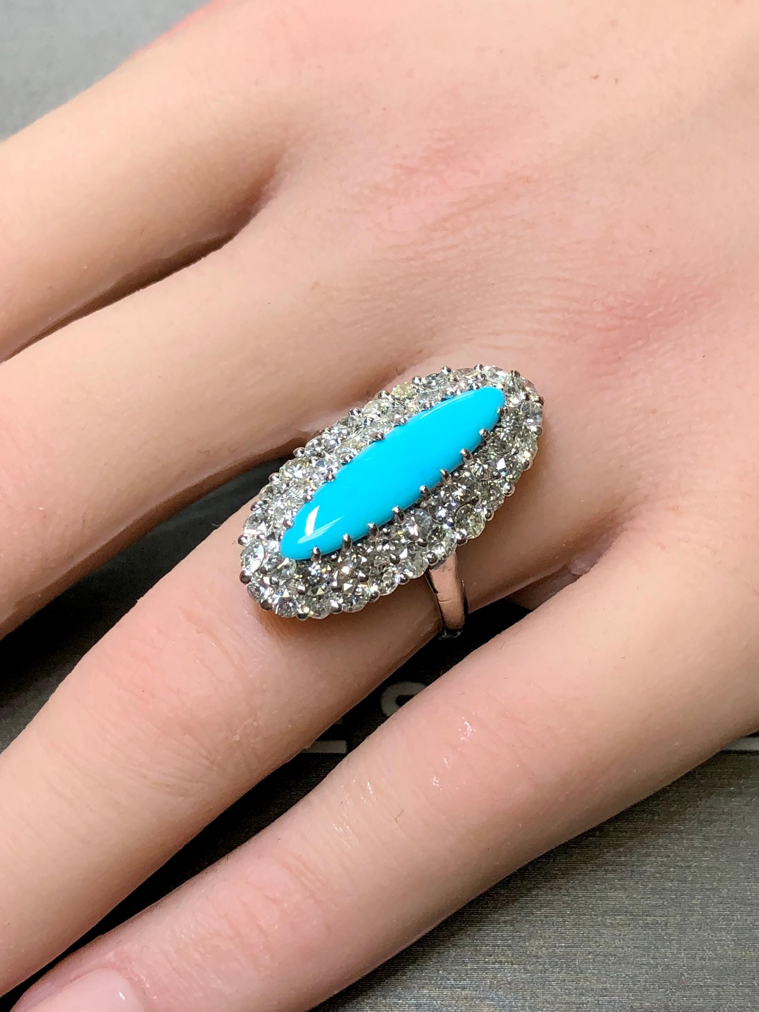 Vintage 18K Cabochon Turquoise European Diamond Navette Cocktail Ring 2.78cttw In Good Condition For Sale In Winter Springs, FL