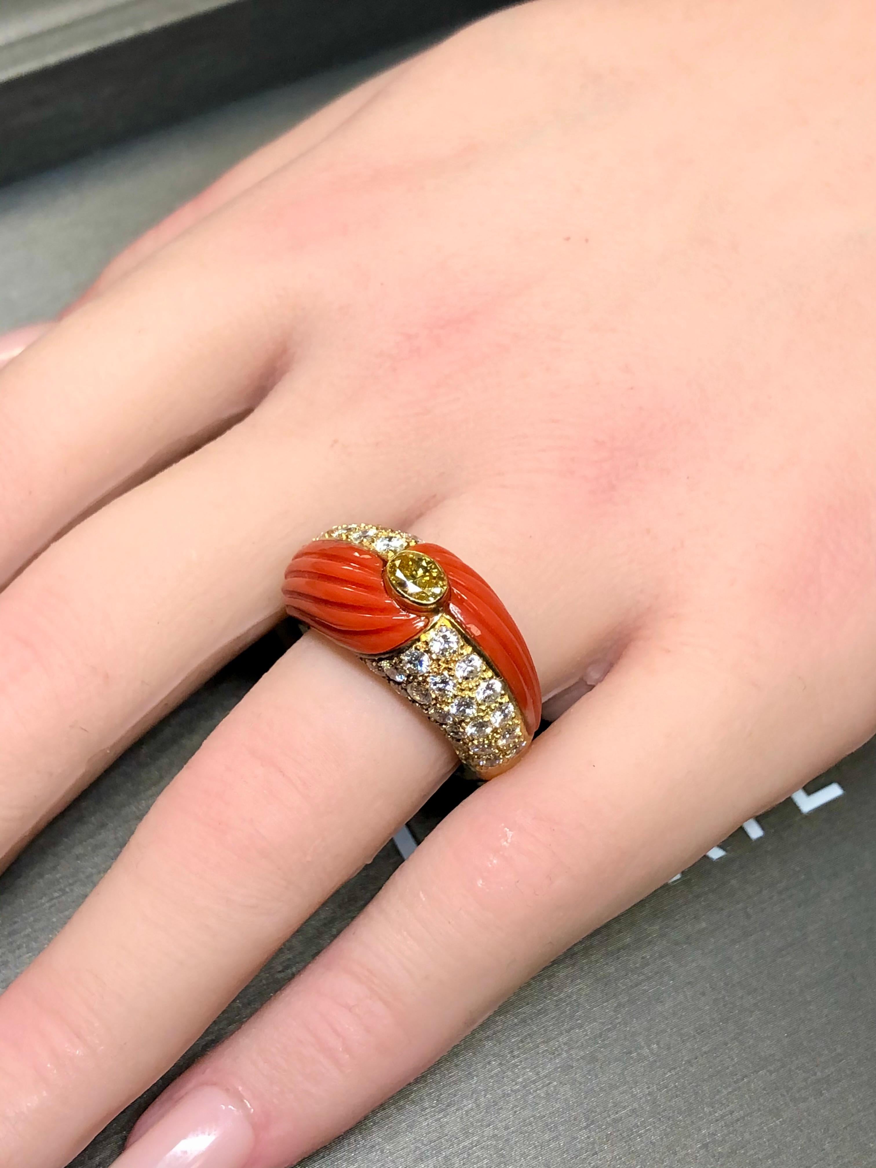 Vintage 18K Carved Coral Fancy Yellow Diamond Cocktail Ring Sz 8 For Sale 7