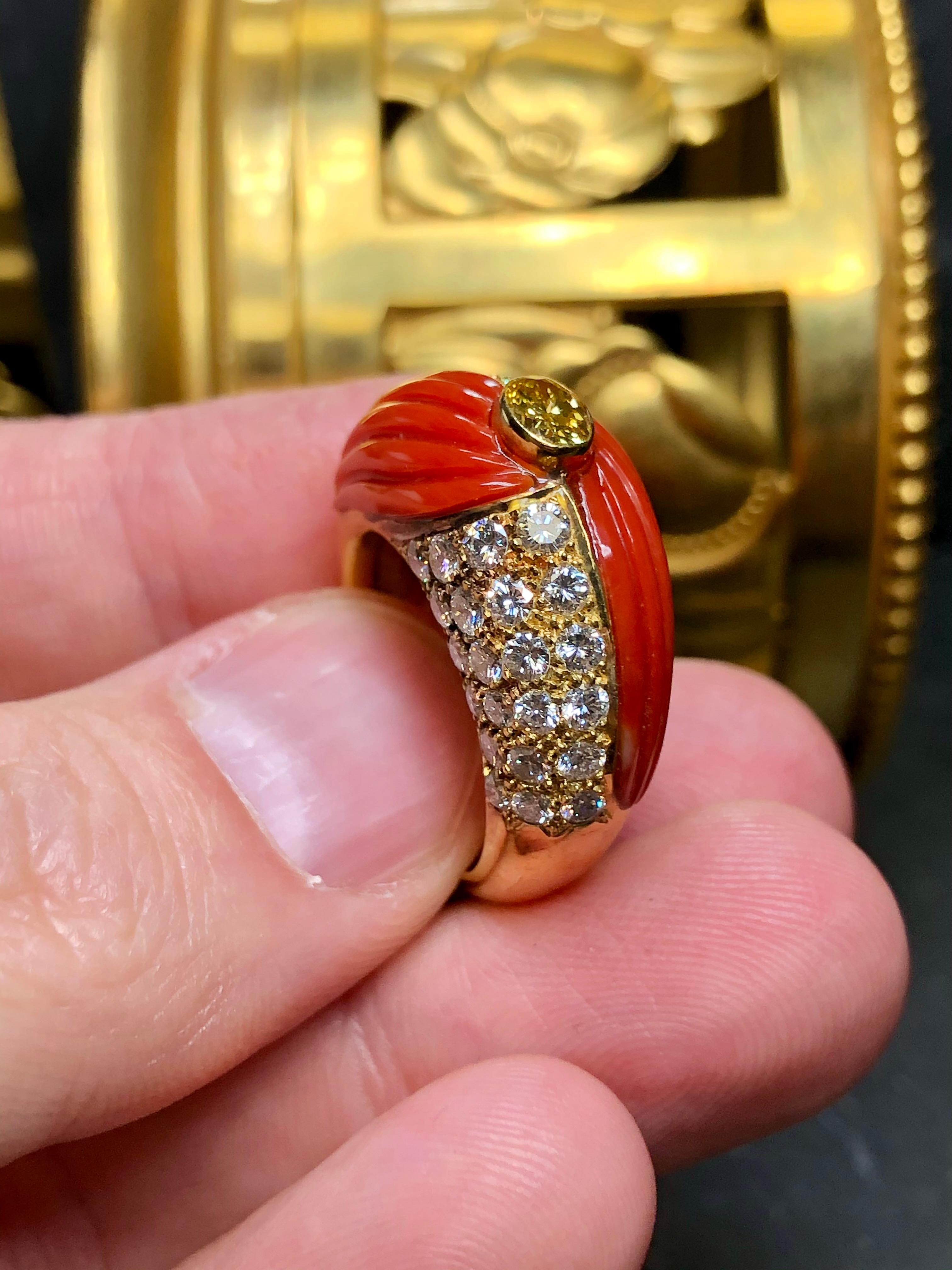 Women's or Men's Vintage 18K Carved Coral Fancy Yellow Diamond Cocktail Ring Sz 8 For Sale