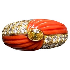 Vintage 18K Carved Coral Fancy Yellow Diamond Cocktail Ring Sz 8