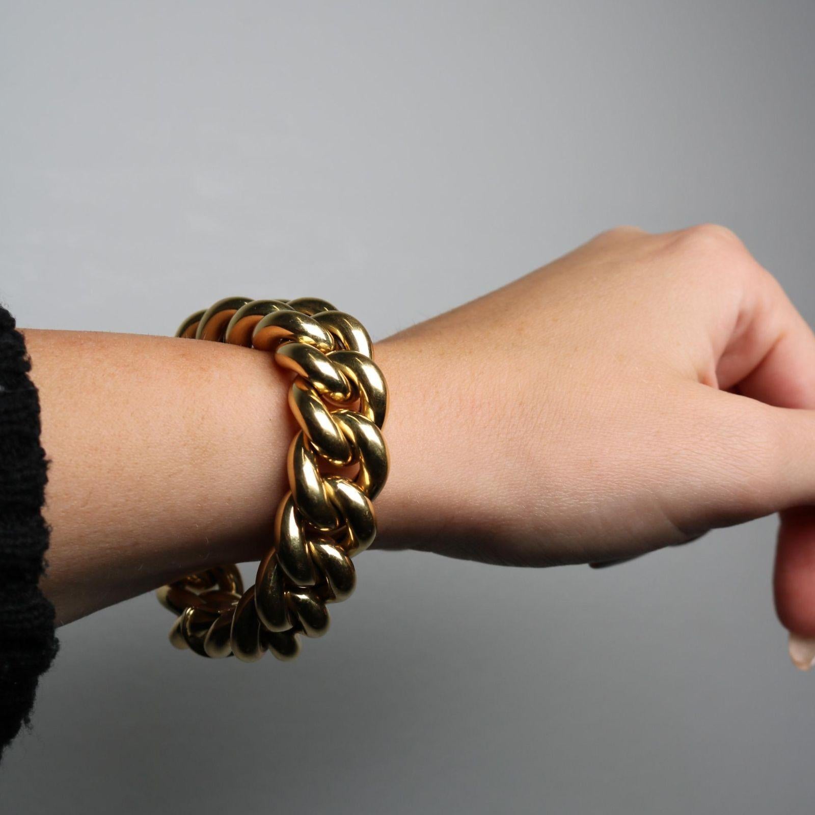 Vintage 18K Curb Link Chunky Bracelet Or Jaune 61 Grammes en vente 11