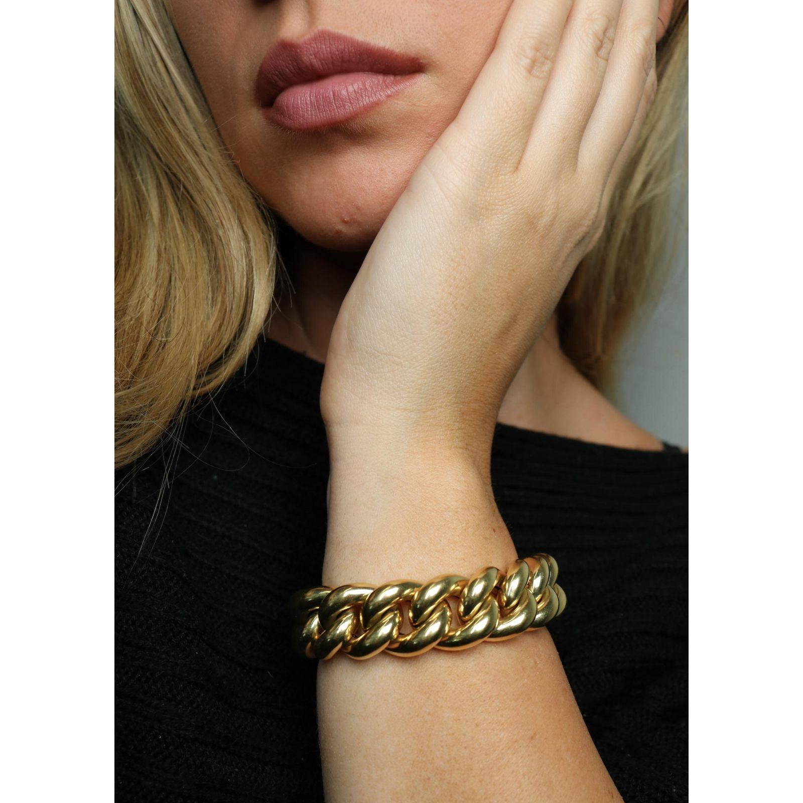 Moderne Vintage 18K Curb Link Chunky Bracelet Or Jaune 61 Grammes en vente