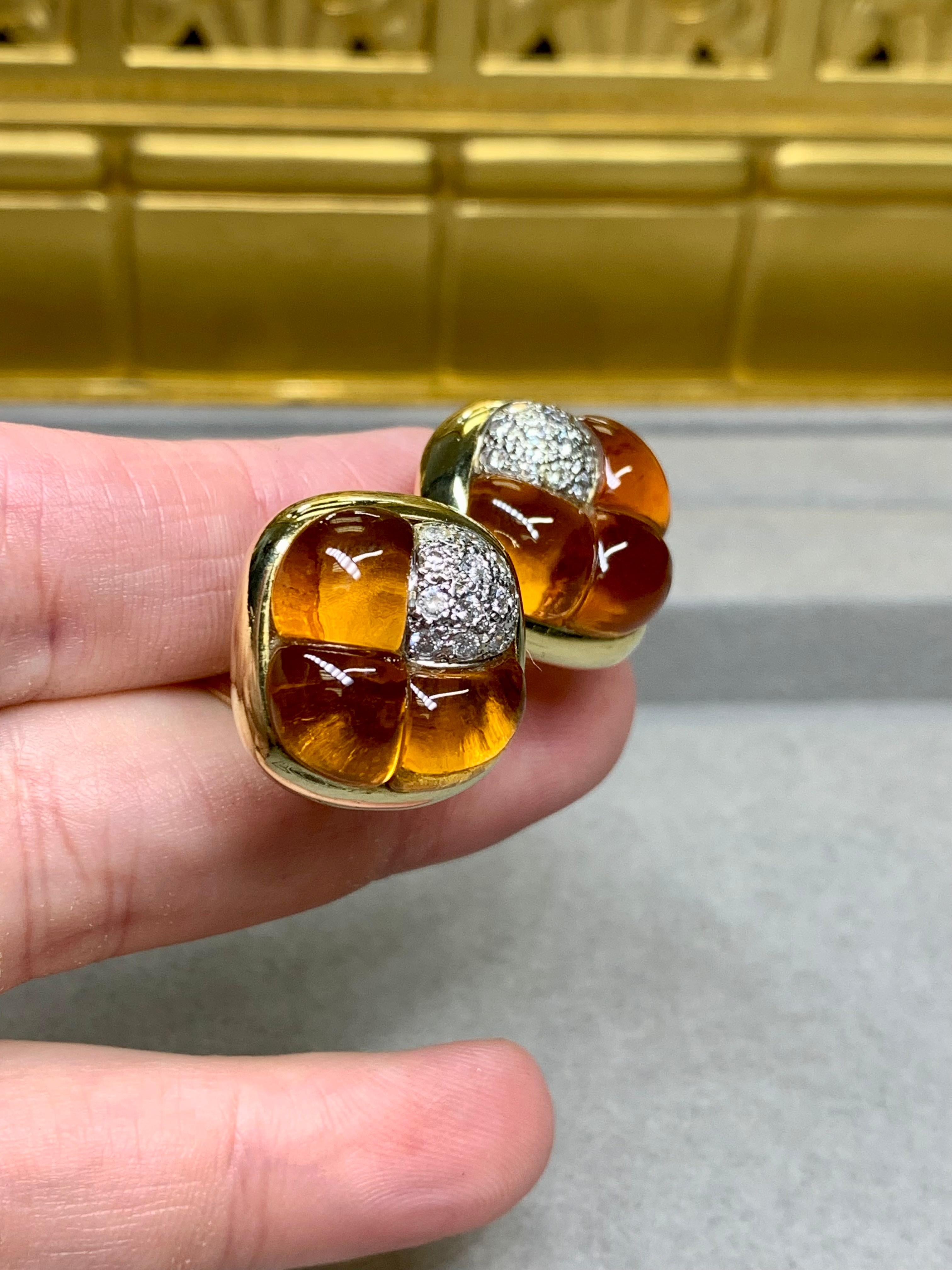 Vintage 18K Diamant Buff Top Citrin Kissenförmige Huggie-Ohrringe Omega-Rücken im Zustand „Gut“ im Angebot in Winter Springs, FL