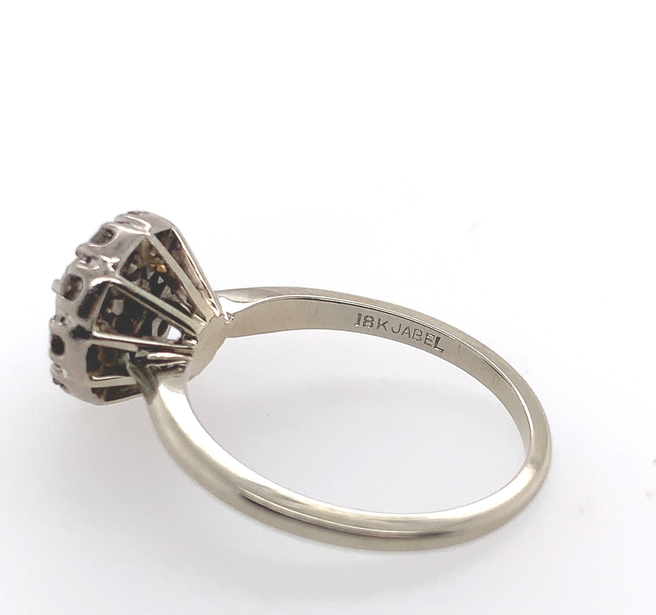 Vintage 18K Diamant Halo Ring .60ct tw im Zustand „Hervorragend“ im Angebot in Big Bend, WI