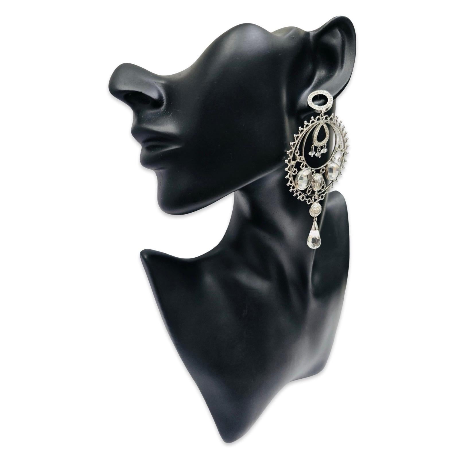 Orecchini a lampadario bohémien con diamanti e cristalli di rocca d'epoca 18k in vendita 1