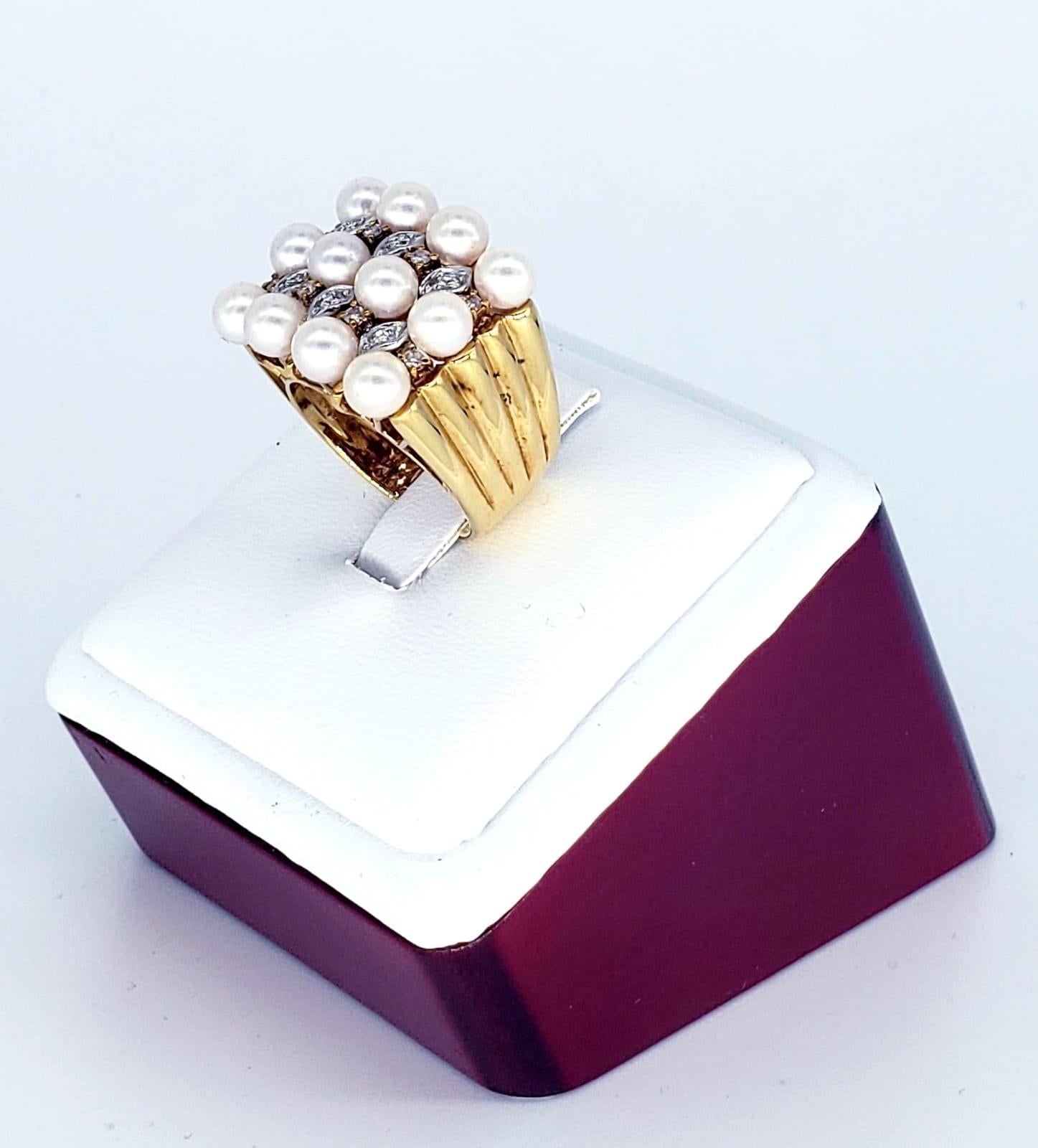 Brautring aus 18 Karat Diamanten und Perlen im Zustand „Gut“ im Angebot in Miami, FL