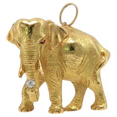 Vintage 18K Elephant Brooch by George 18K Yellow Gold with Diamond and Ruby