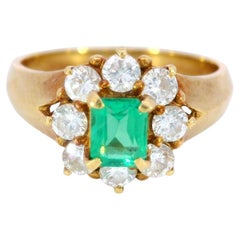 Vintage 18K Emerald and Diamond Flower Motif Cluster Ring Yellow Gold