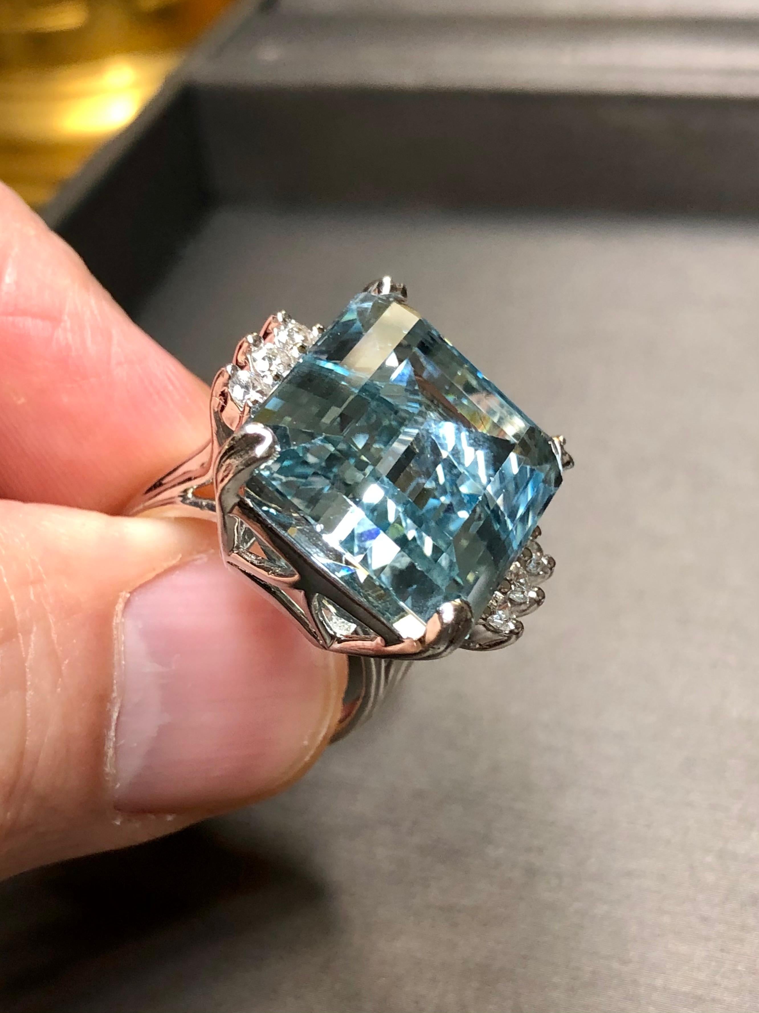 Vintage 18K Emerald Cut Aquamarine Diamond Cocktail Ring 20ct+ Sz 7.5 1
