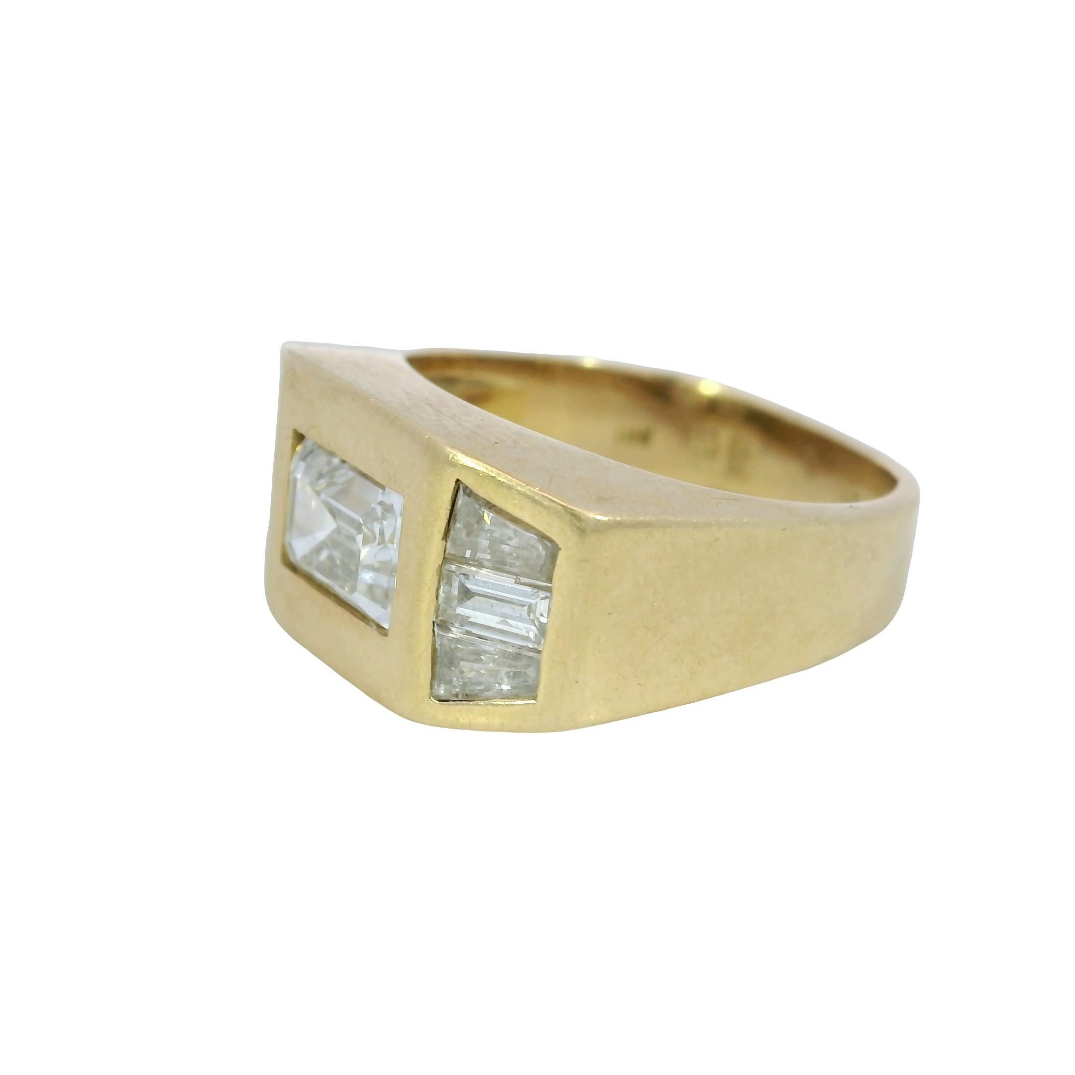 Vintage 18K Emerald-Cut Diamond Baguette Ring Yellow Gold ~1.72ctw Size 6 For Sale 5