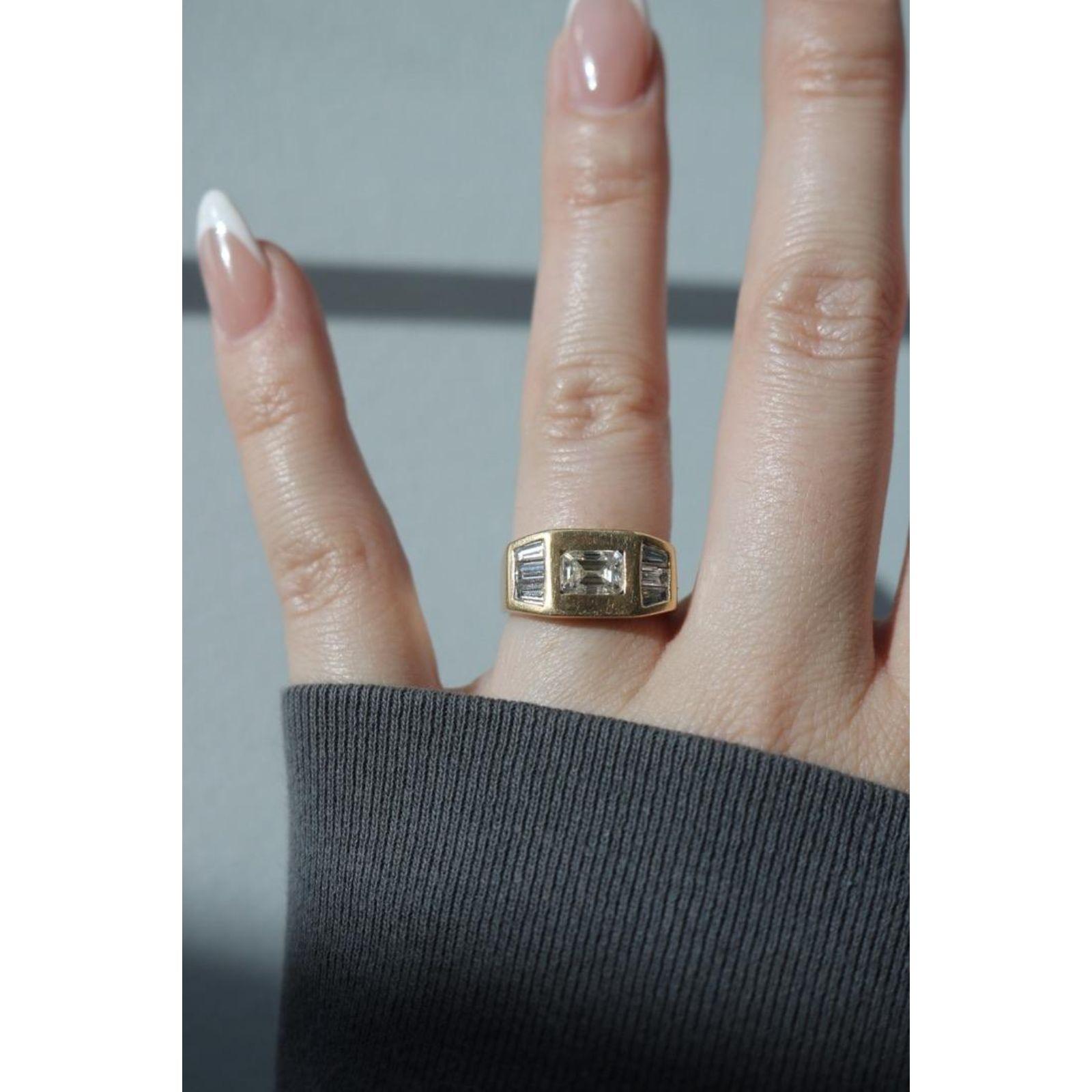 Vintage 18K Emerald-Cut Diamond Baguette Ring Yellow Gold ~1.72ctw Size 6 For Sale 7