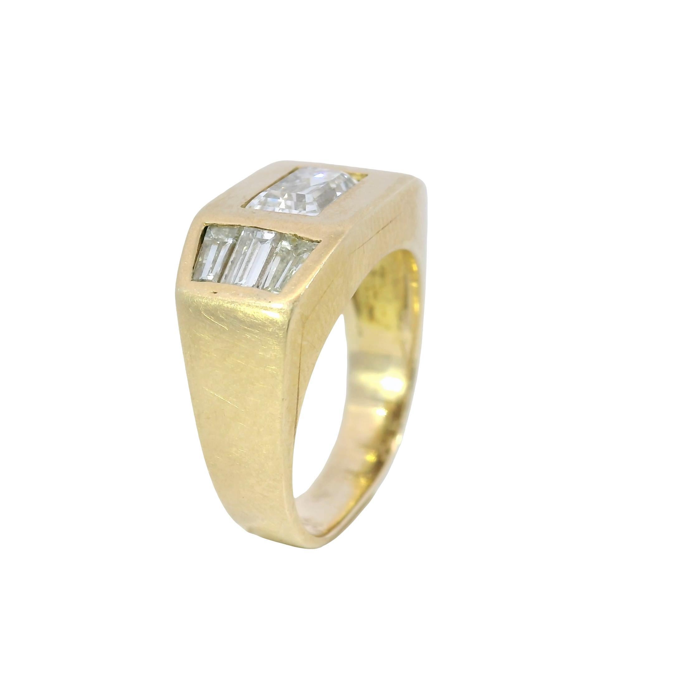Vintage 18K Emerald-Cut Diamond Baguette Ring Yellow Gold ~1.72ctw Size 6 For Sale 3