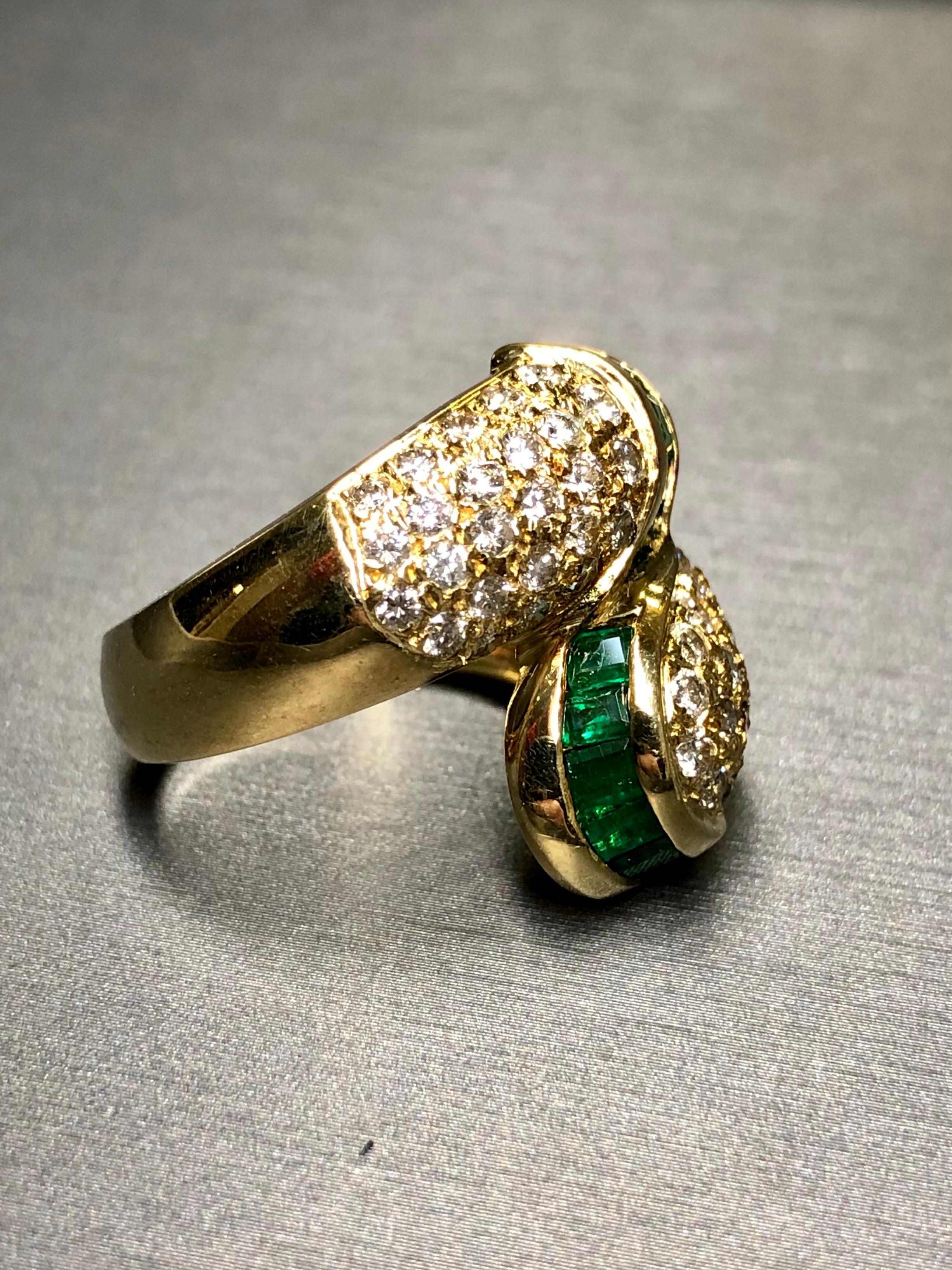 Vintage 18K Emerald Pave Diamond Bypass Large Cocktail Ring 4.30cttw Sz 7.75 For Sale 4