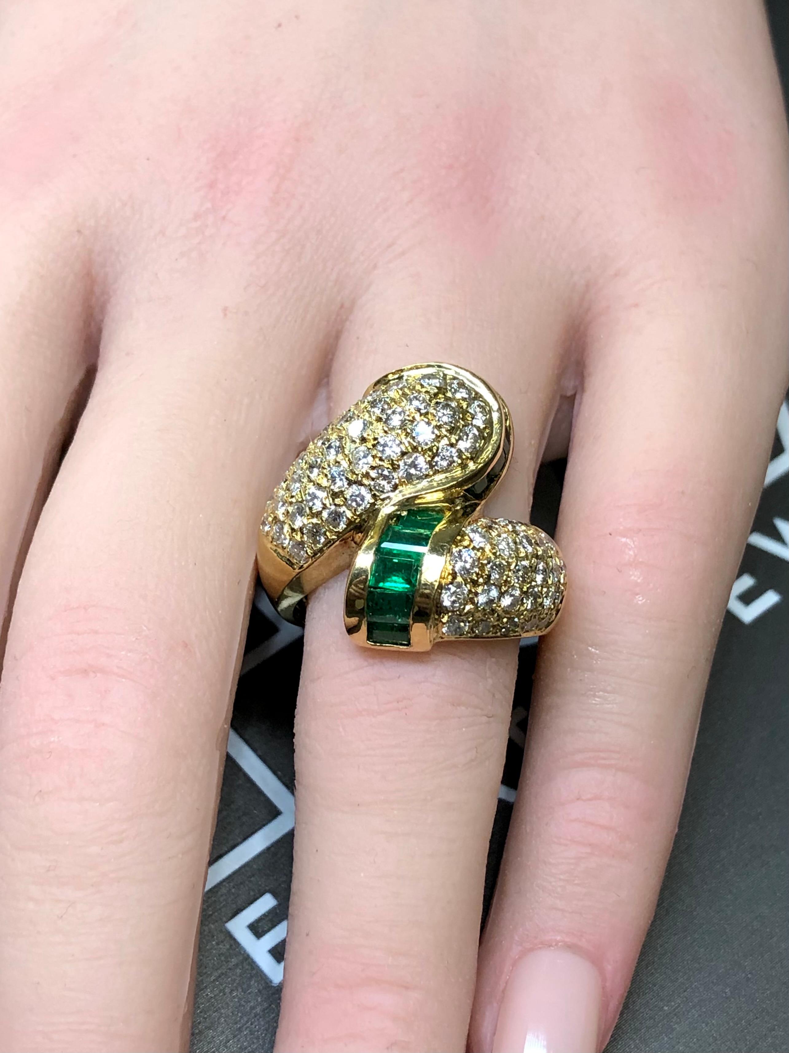 Vintage 18K Emerald Pave Diamond Bypass Large Cocktail Ring 4.30cttw Sz 7.75 For Sale 6