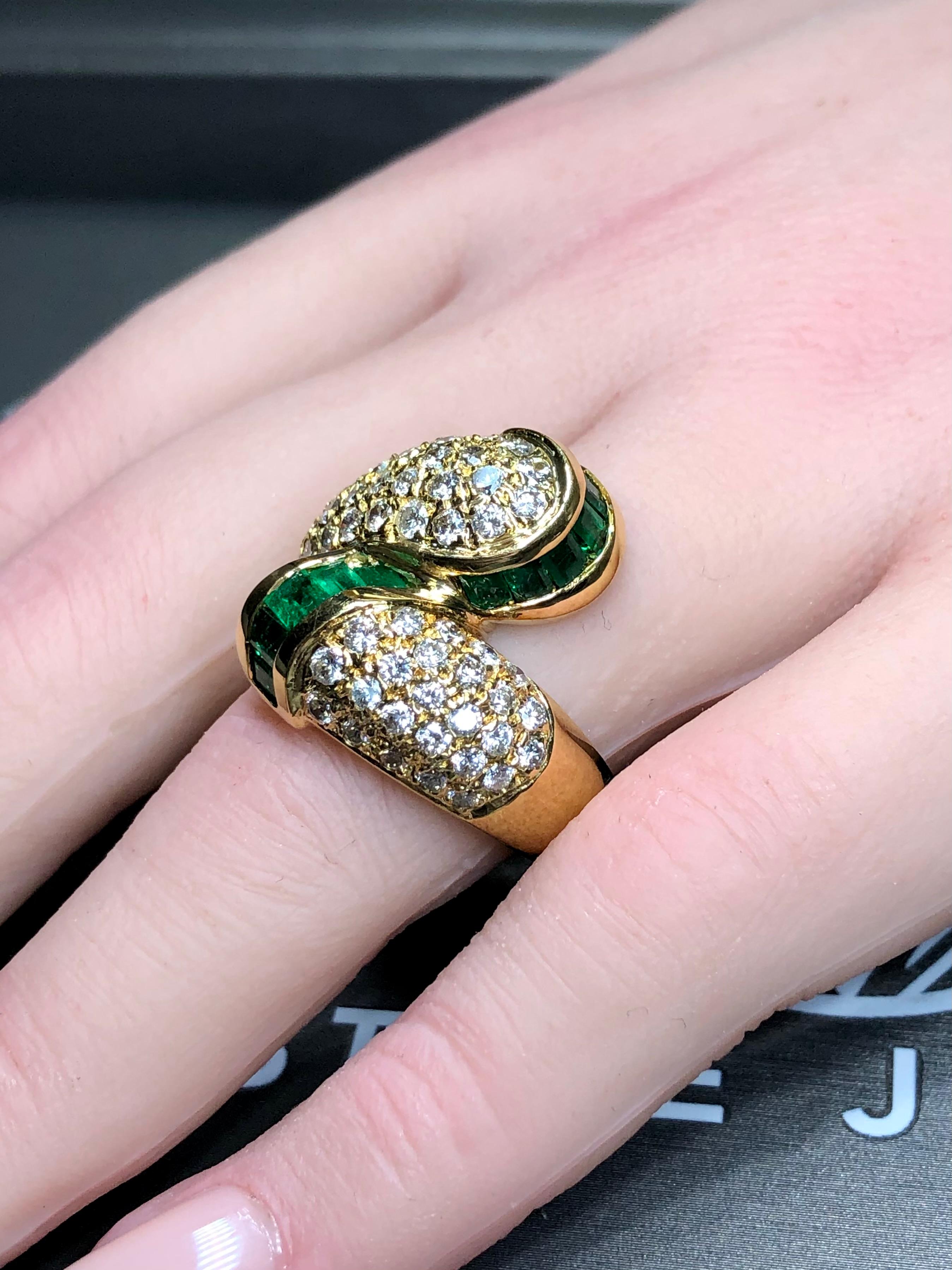Vintage 18K Emerald Pave Diamond Bypass Large Cocktail Ring 4.30cttw Sz 7.75 For Sale 7
