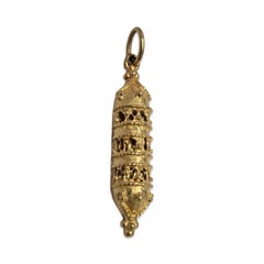 Vintage 18K Filigree Mezuzah Pendant — Jewish Middle Eastern Gold Amulet