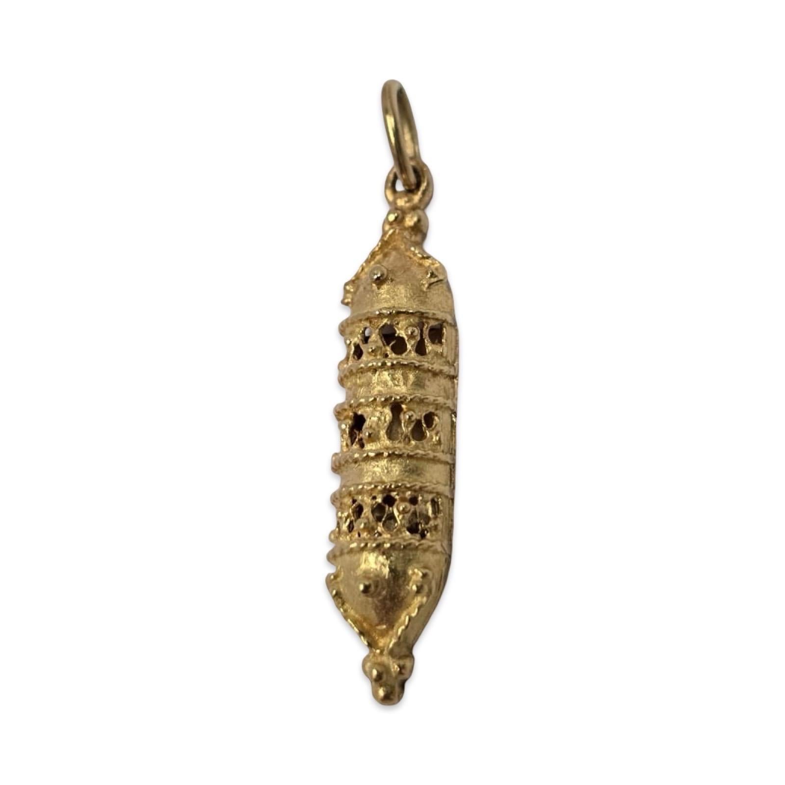 Vintage 18K Filigran Mezuzah Anhänger - jüdischen Nahost Gold Amulett im Zustand „Hervorragend“ im Angebot in Miami, FL