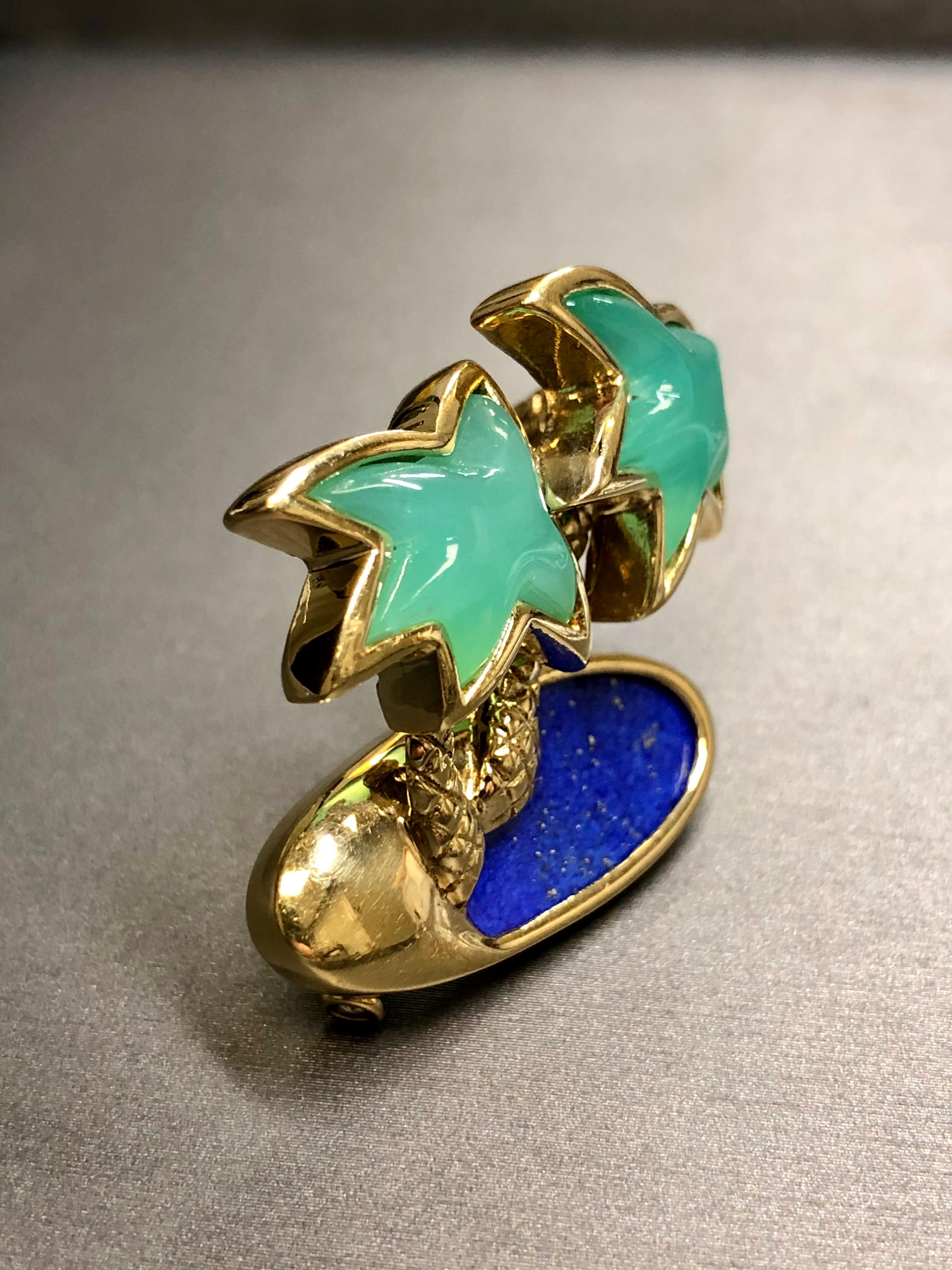 Tumbled Vintage 18K Fred Paris Chrysoprase Chalcedony Lapis Palm Tree Pin Brooch For Sale