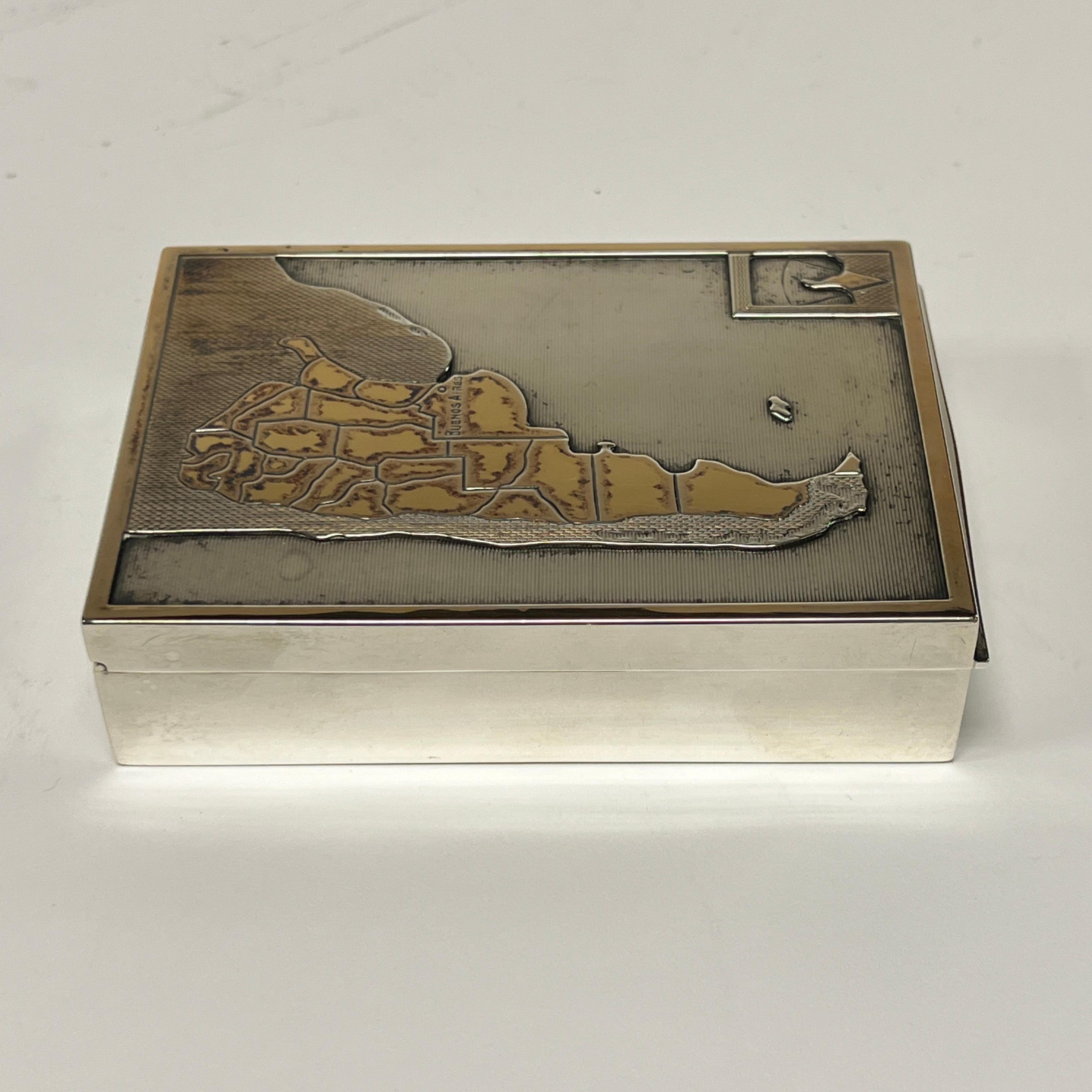 Argentino Portasigarette d'epoca in argento sterling dorato a 18 carati dall'Argentina in vendita
