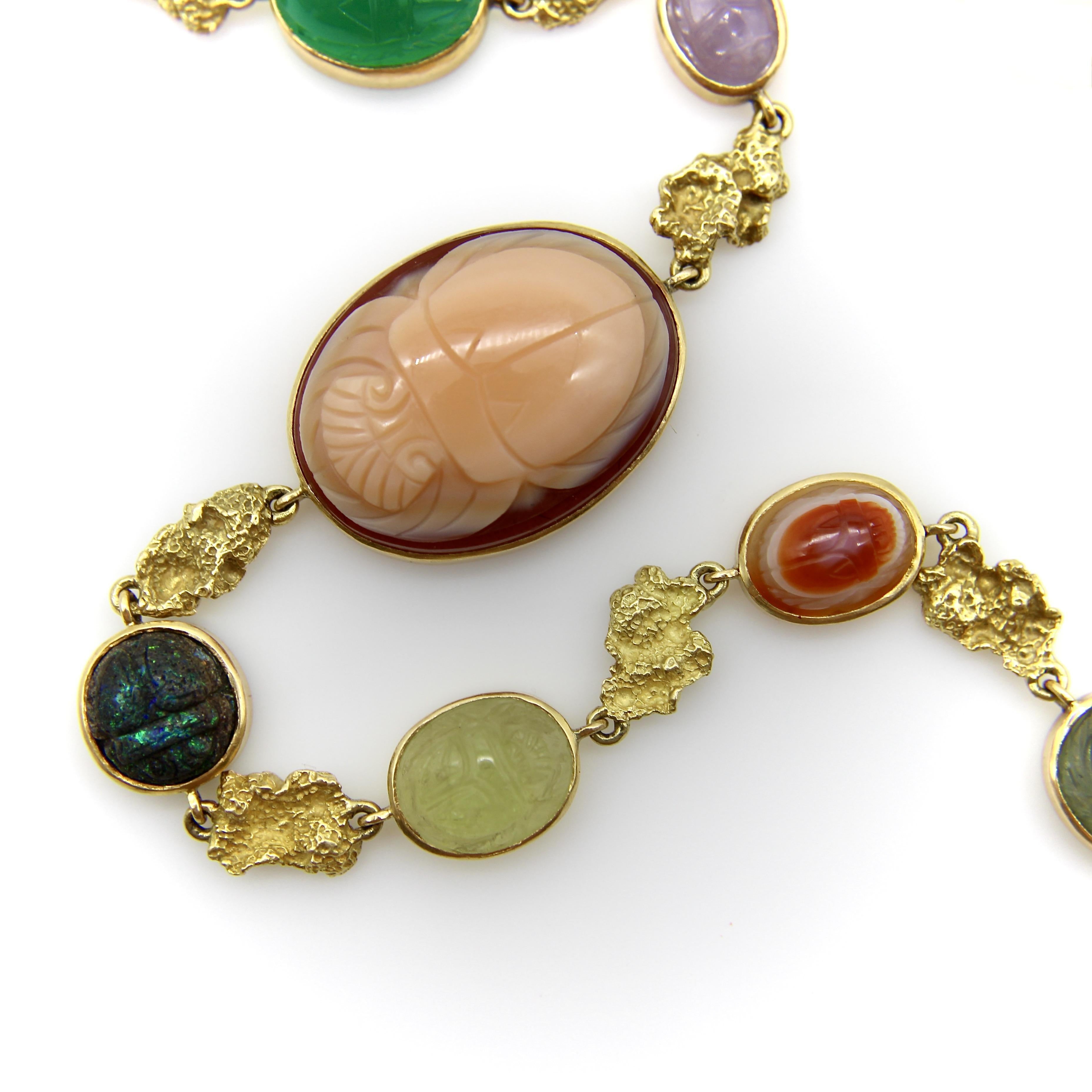 Vintage 18K Gołd French Egyptian Revival Multi-Stone Necklace In Good Condition For Sale In Venice, CA