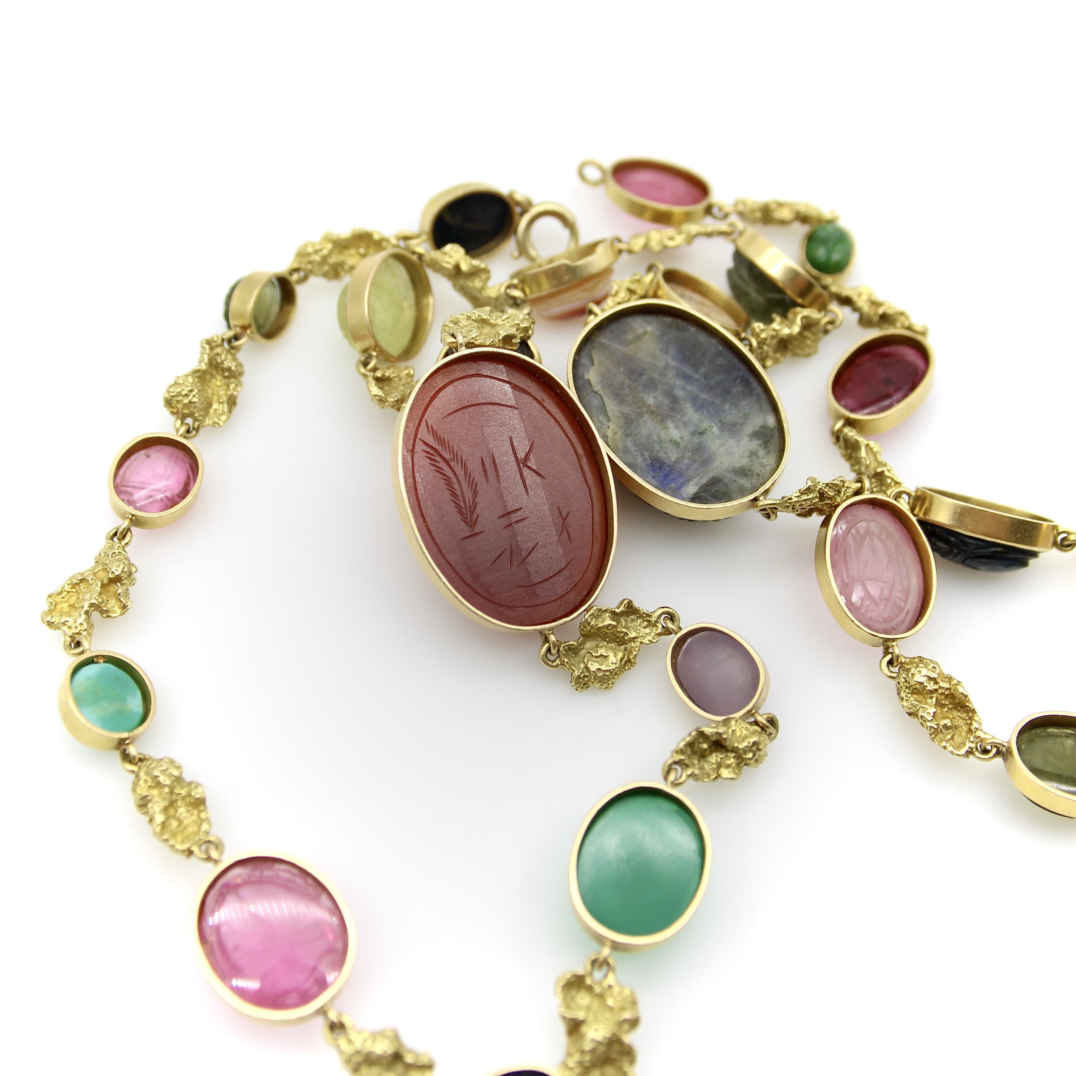 Vintage 18K Gołd French Egyptian Revival Multi-Stone Necklace For Sale 2