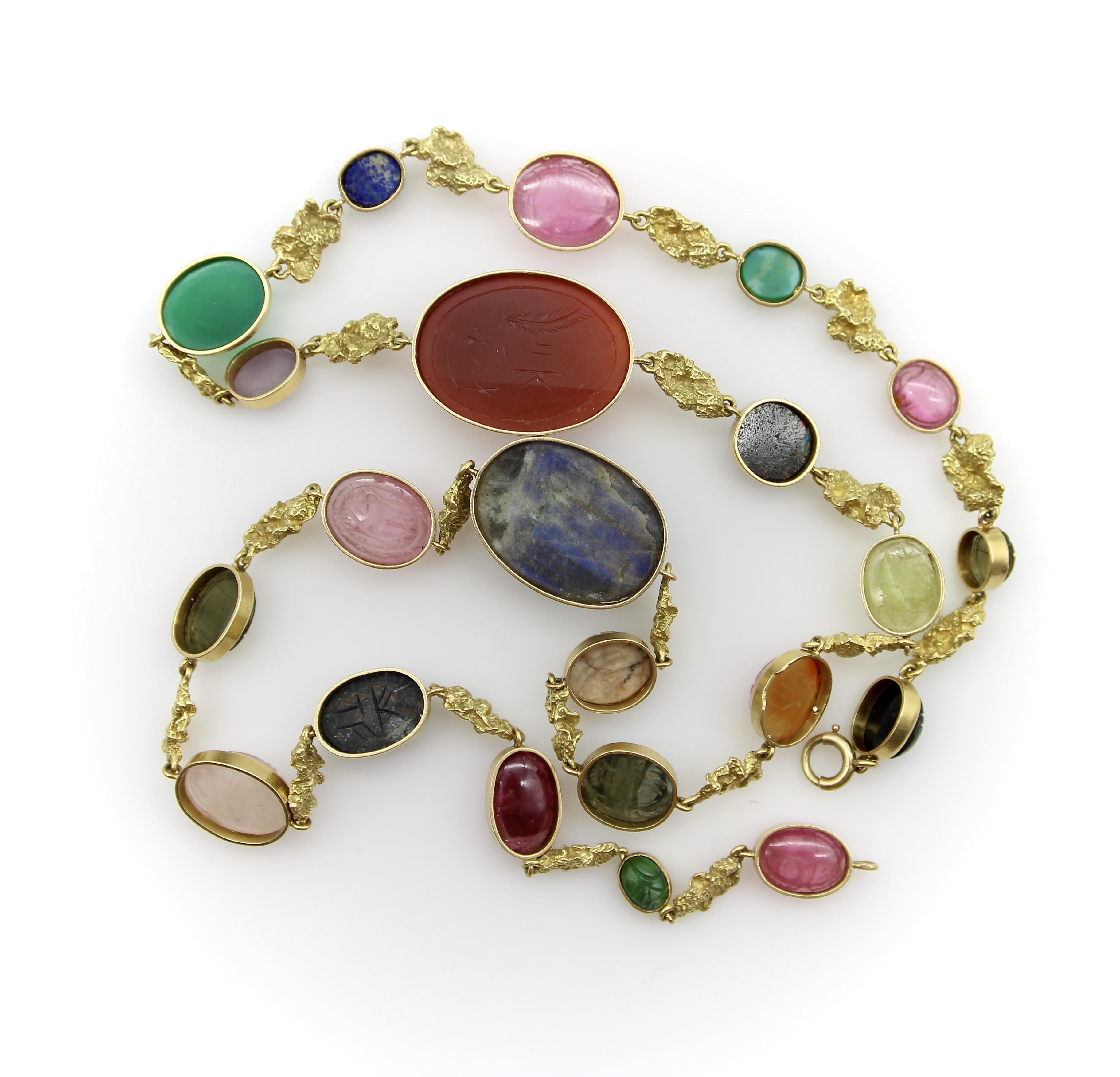 Vintage 18K Gołd French Egyptian Revival Multi-Stone Necklace For Sale 4