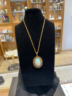 Vintage 18k Gold 10.0 Carat Opal & Diamond Pendant