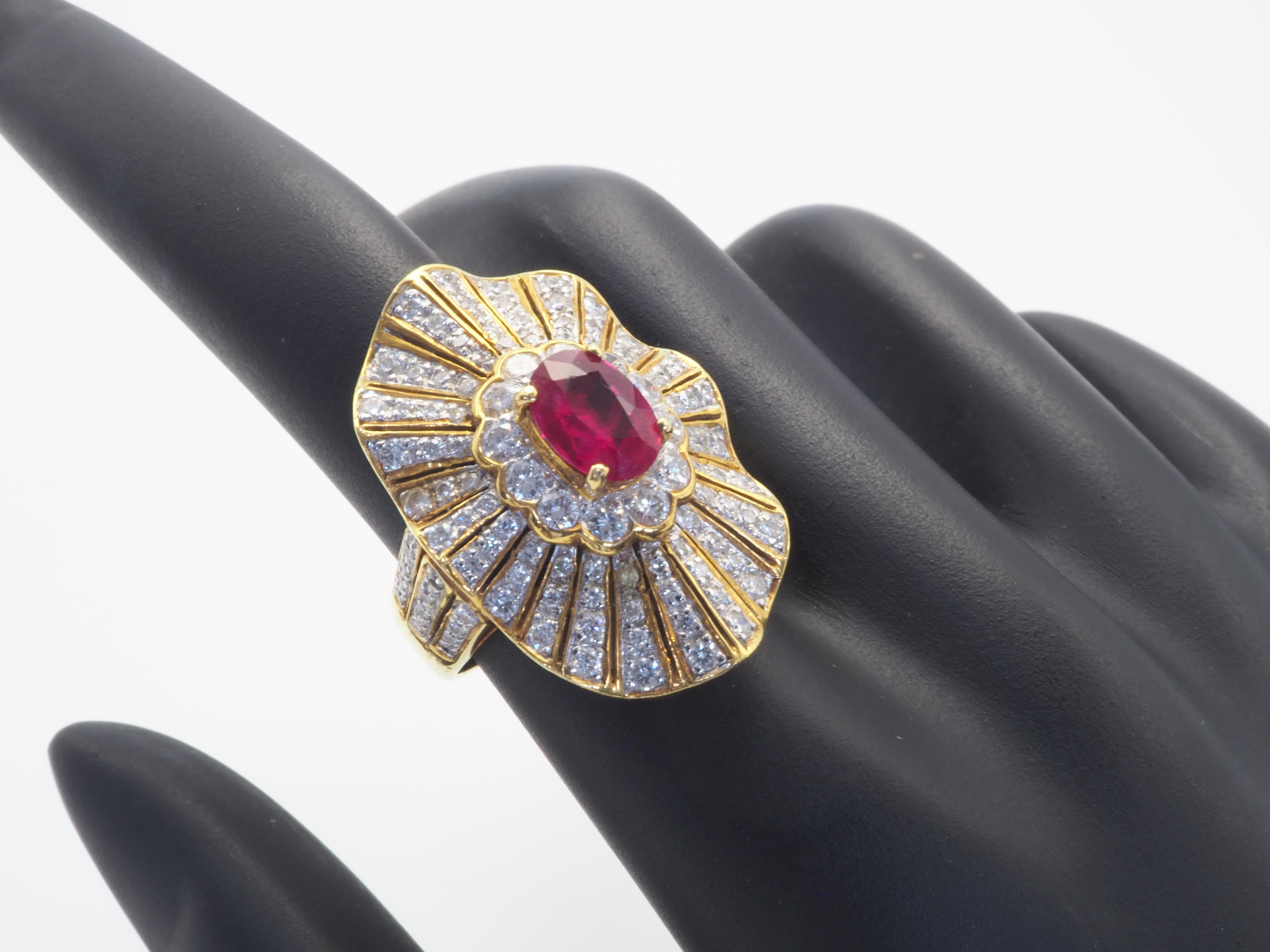 Vintage 18K Gold 1.25ct Oval Red Ruby & 2.44ct Diamond Shield Cocktail Ring For Sale 2