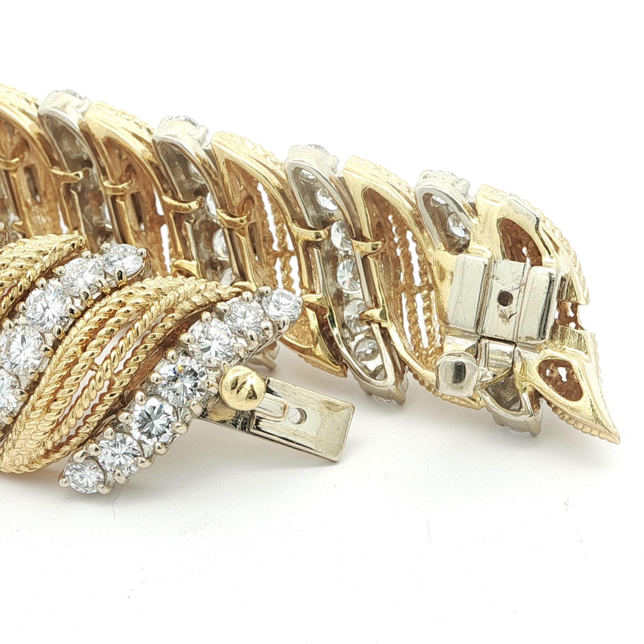 Pulsera vintage de alambre trenzado de oro de 18 quilates con 14 quilates de diamantes VS G Corte brillante en venta