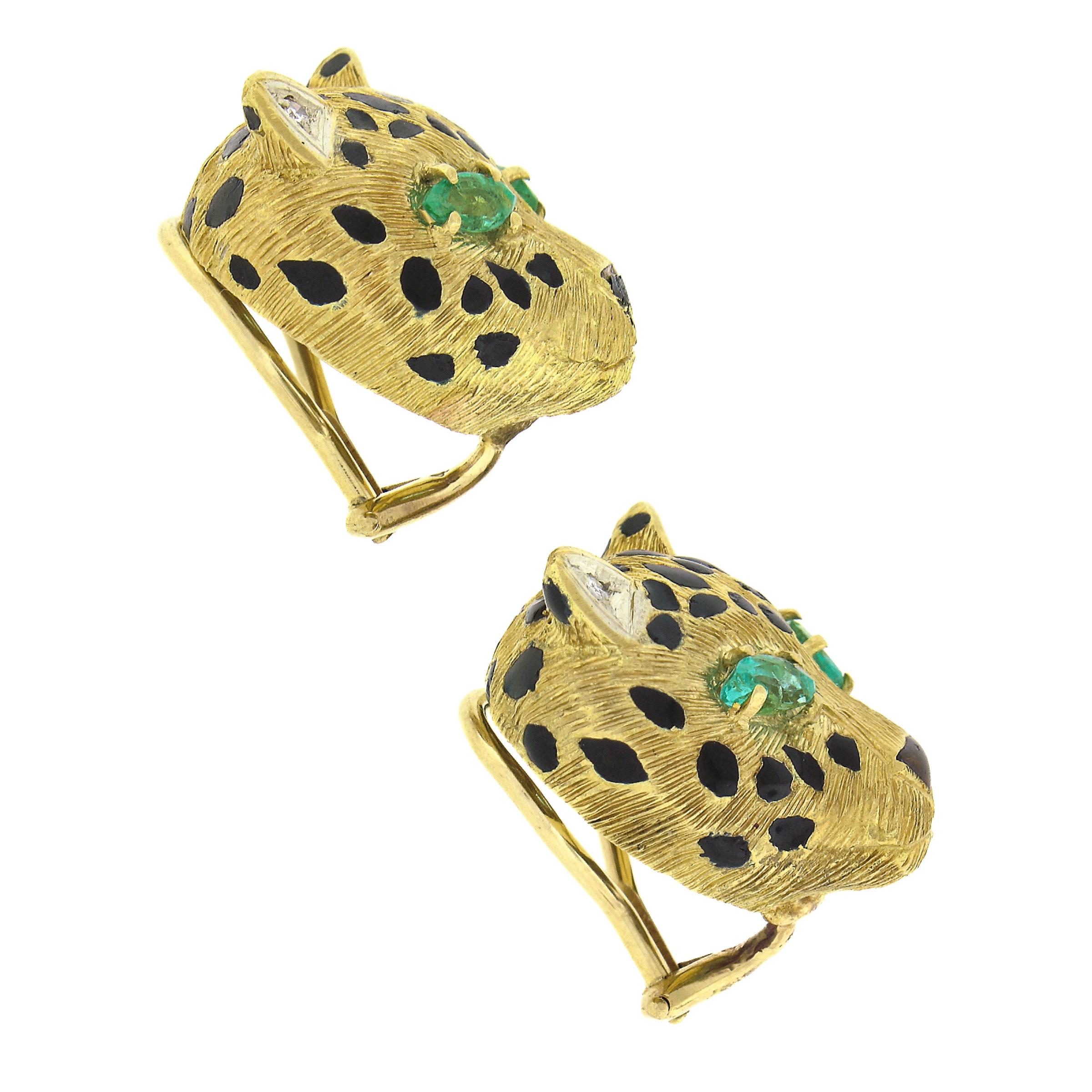 Women's Vintage 18k Gold .56ct Emerald Diamond w/ Black Enamel Panther Clip On Earrings For Sale