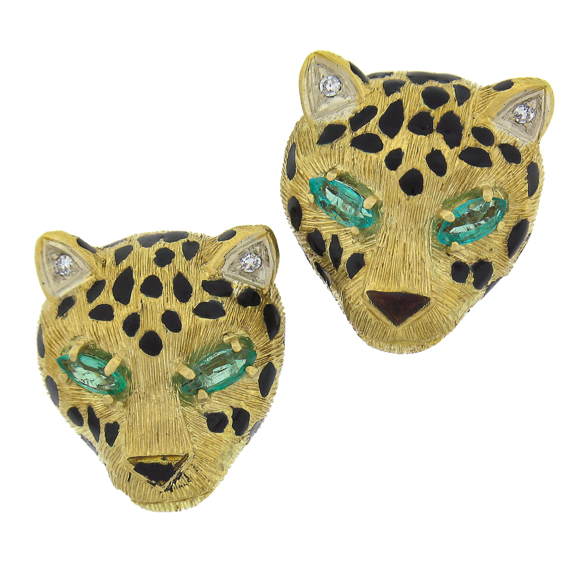 Vintage 18k Gold .56ct Emerald Diamond w/ Black Enamel Panther Clip On Earrings For Sale 1