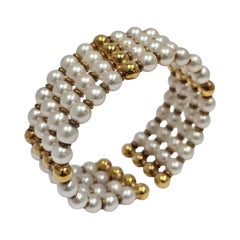 Bracelet manchette vintage en or 18K et perles de culture de 6.5mm The Row
