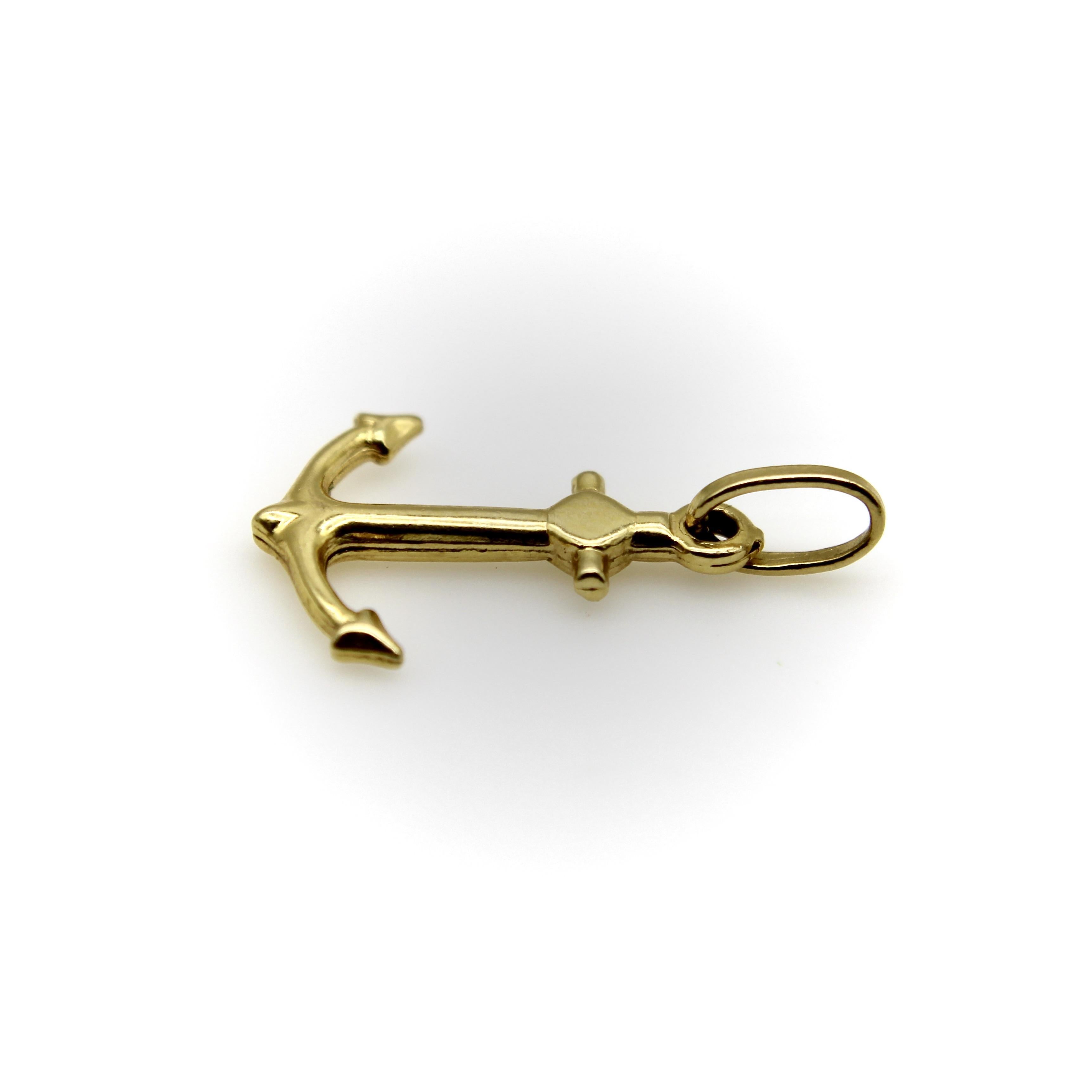 Pendentif / breloque d'ancre en or 18K vintage Bon état - En vente à Venice, CA