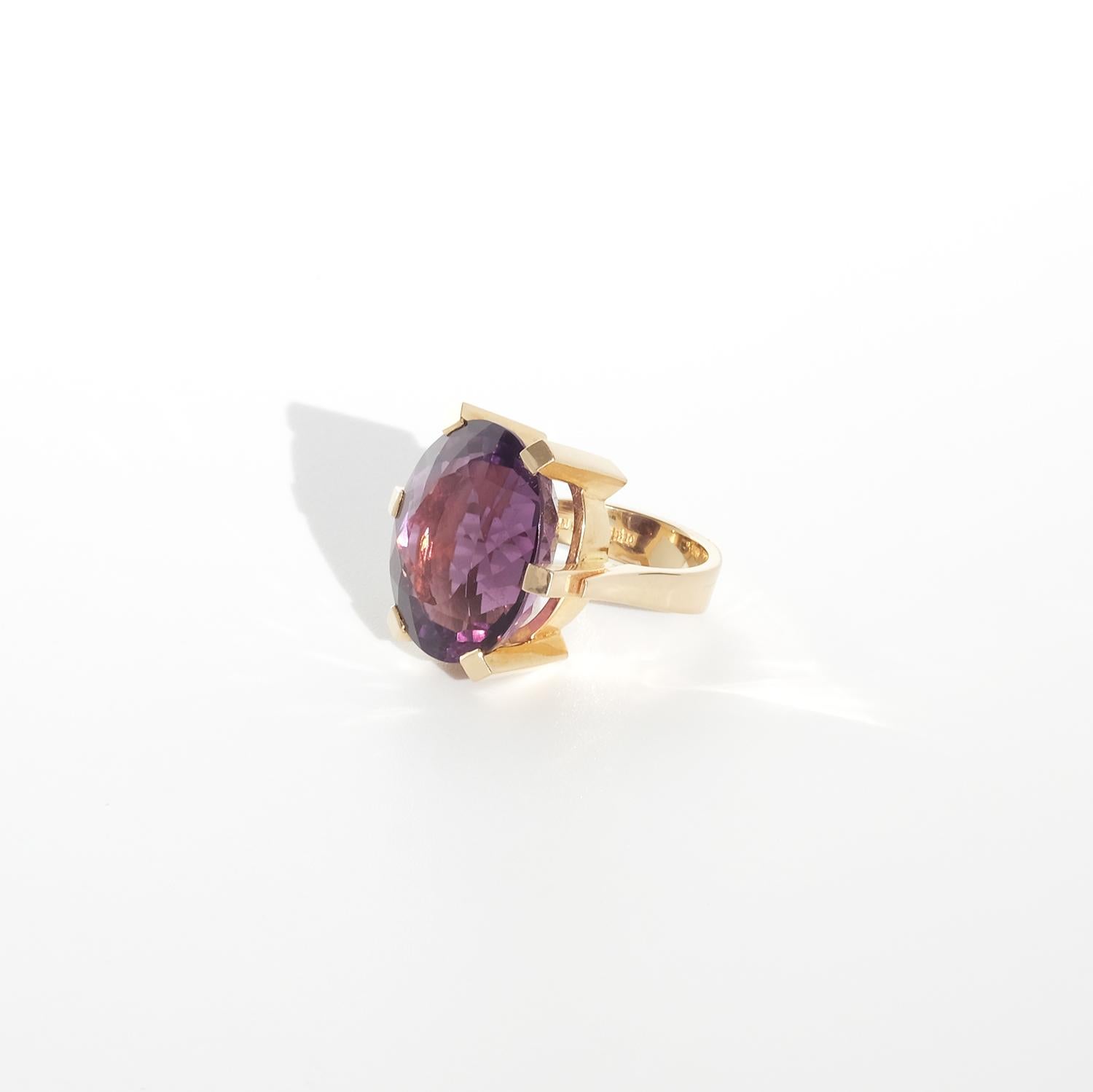 Vintage 18K Gold und Amethyst Ring von schwedischen Meister Ge-Kå Rolf Kaplan Made 1976 (Brillantschliff) im Angebot