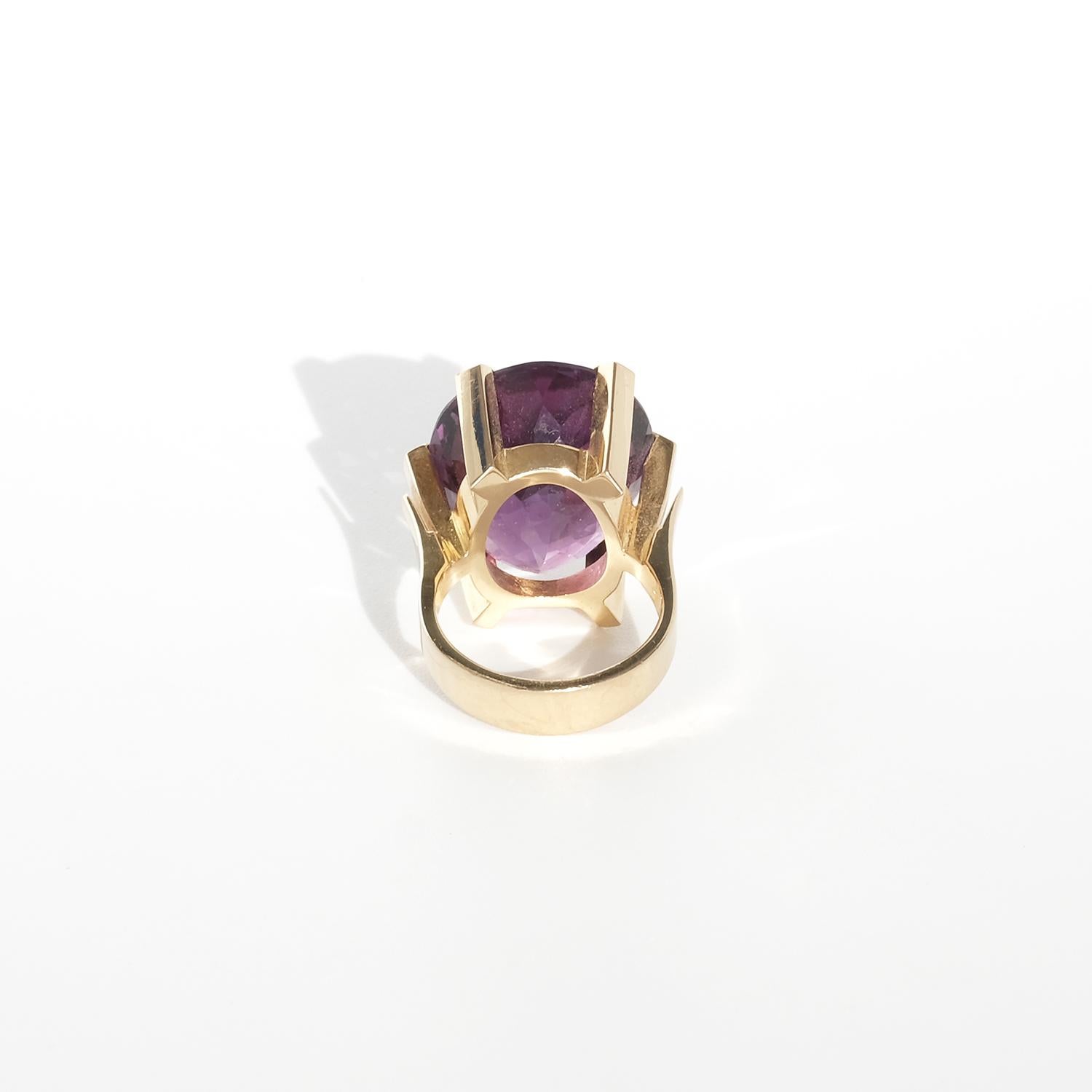 Vintage 18K Gold und Amethyst Ring von schwedischen Meister Ge-Kå Rolf Kaplan Made 1976 für Damen oder Herren im Angebot