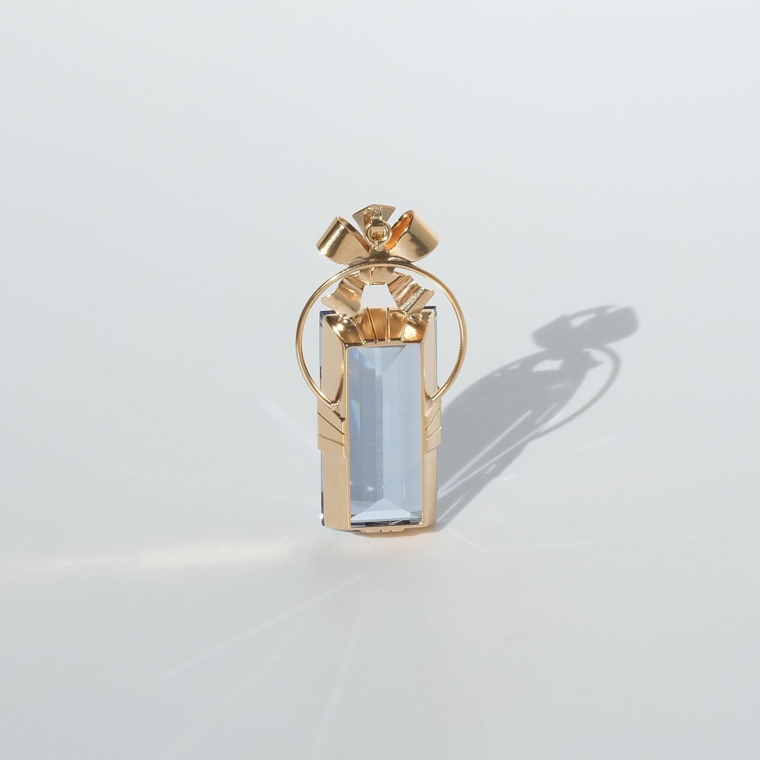 18 Karat Gold- und Aquamarin-Anhänger im Vintage-Stil, hergestellt 1948 im Angebot 5