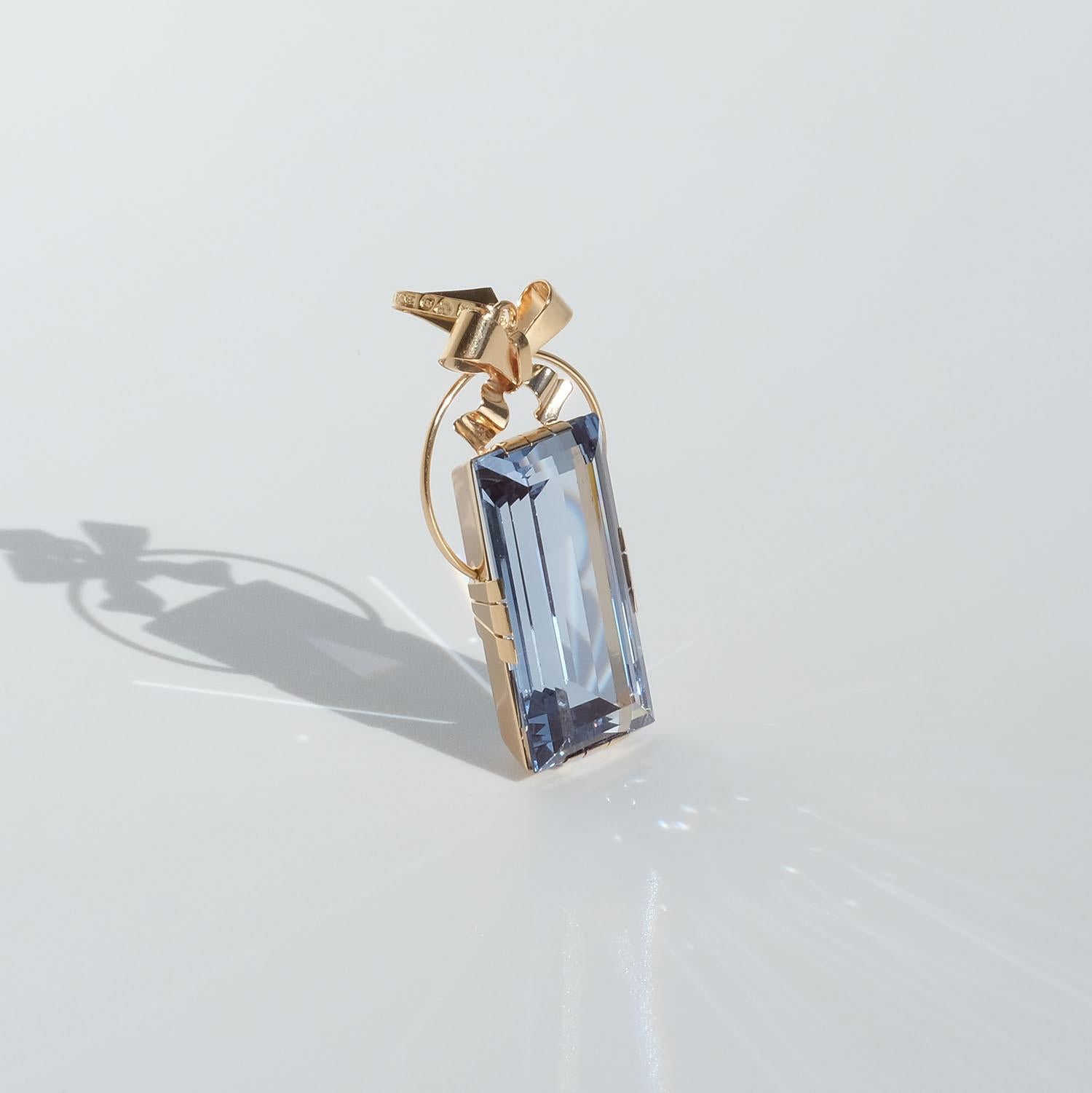 18 Karat Gold- und Aquamarin-Anhänger im Vintage-Stil, hergestellt 1948 im Angebot 4