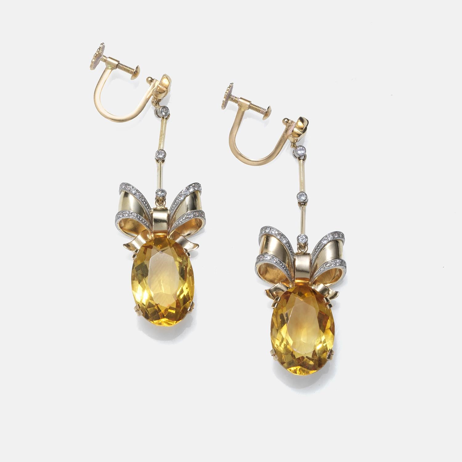 Oval Cut Vintage 18k Gold and Citrine Earrings by Ateljé Stigbert Made Year 1944 For Sale