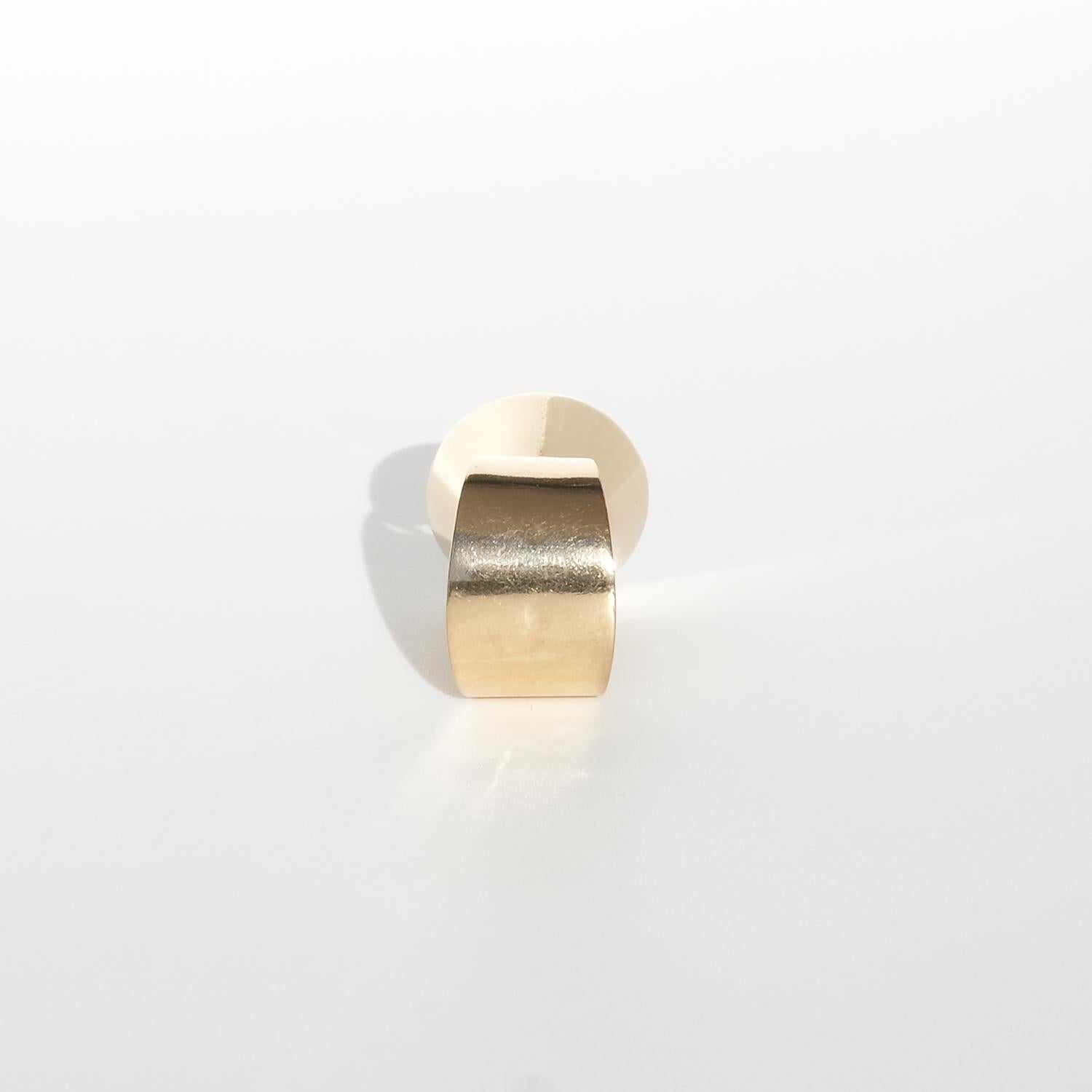 Women's or Men's Vintage 18K Gold and Citrine  Made 1965 For Sale