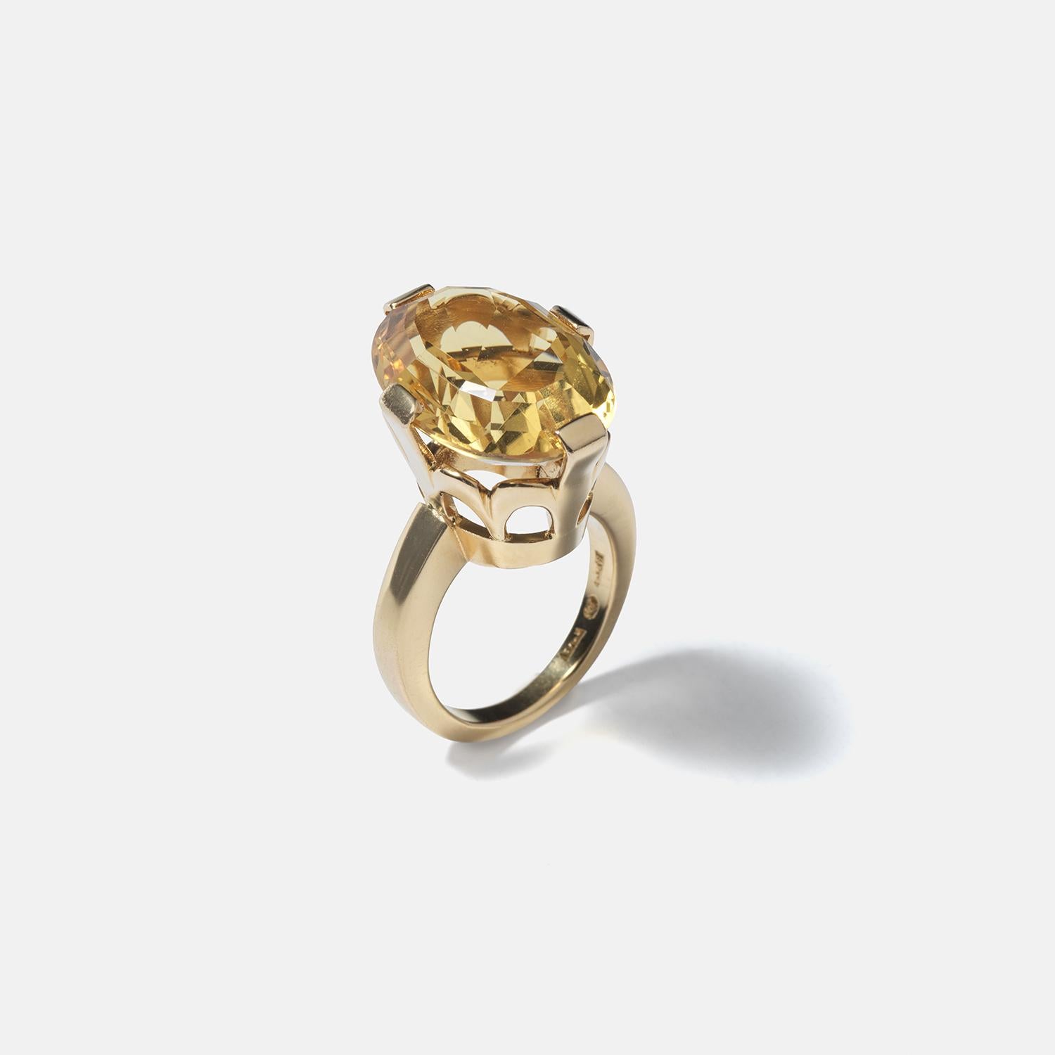 Vintage-Ring aus 18 Karat Gold und Citrin, hergestellt im Jahr 1972 im Angebot 1