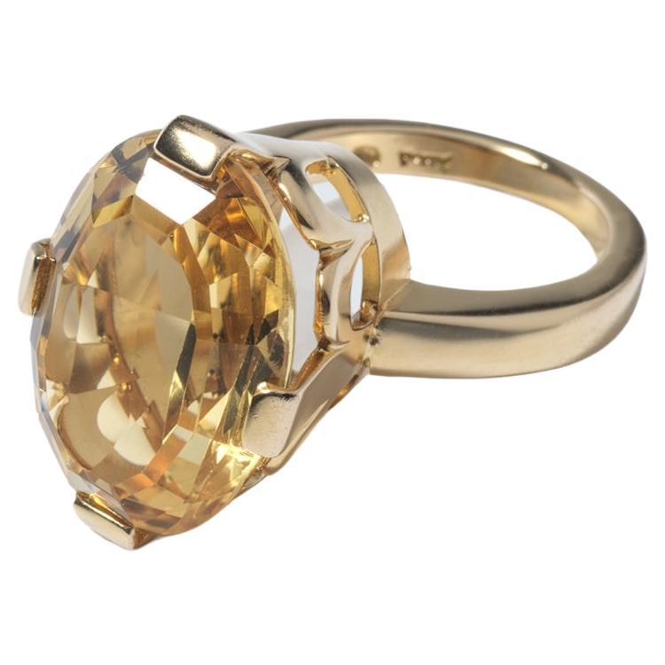 Bague vintage en or 18 carats et citrine fabriquée l'année 1972