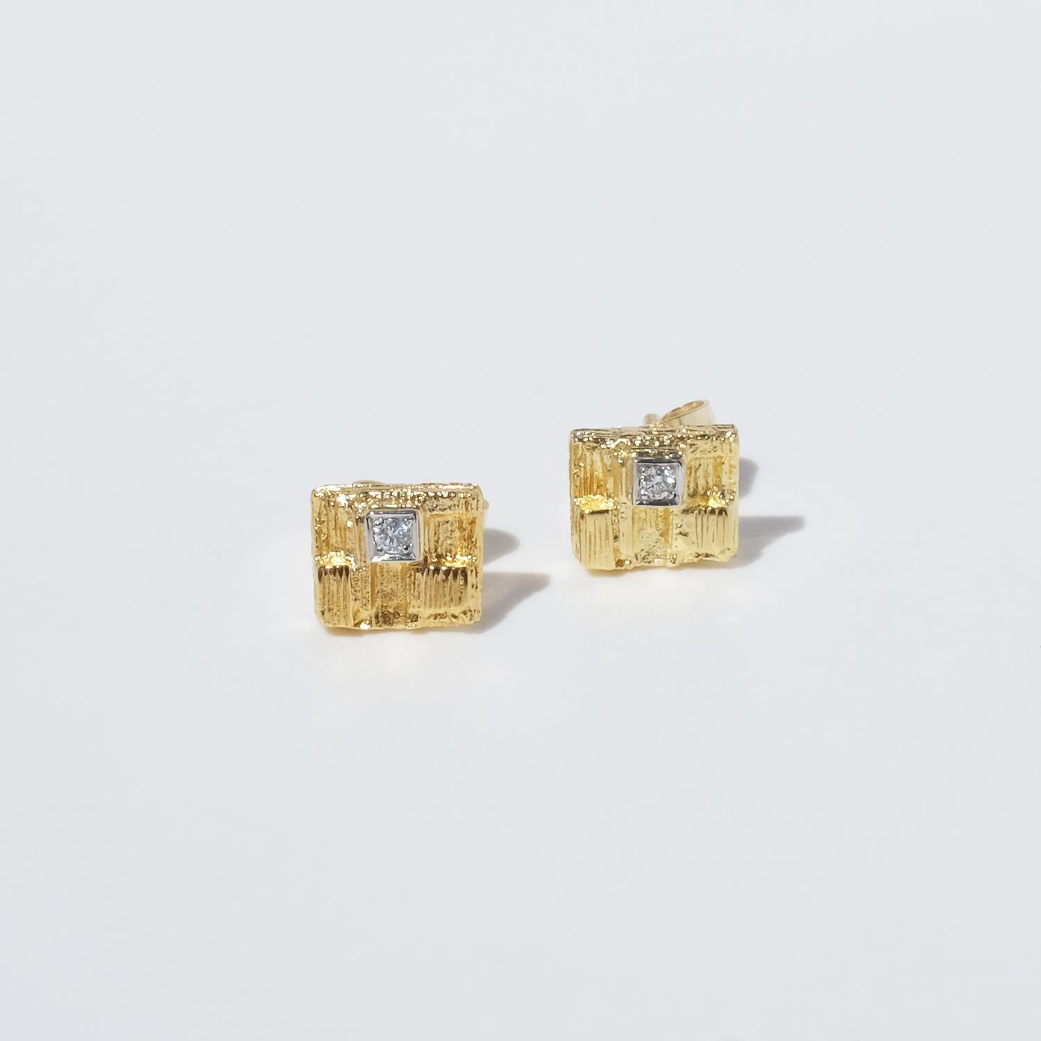 Vintage 18K Gold and Diamond Earrings “Thai Earrings” by Lapponia (Brillantschliff) im Angebot