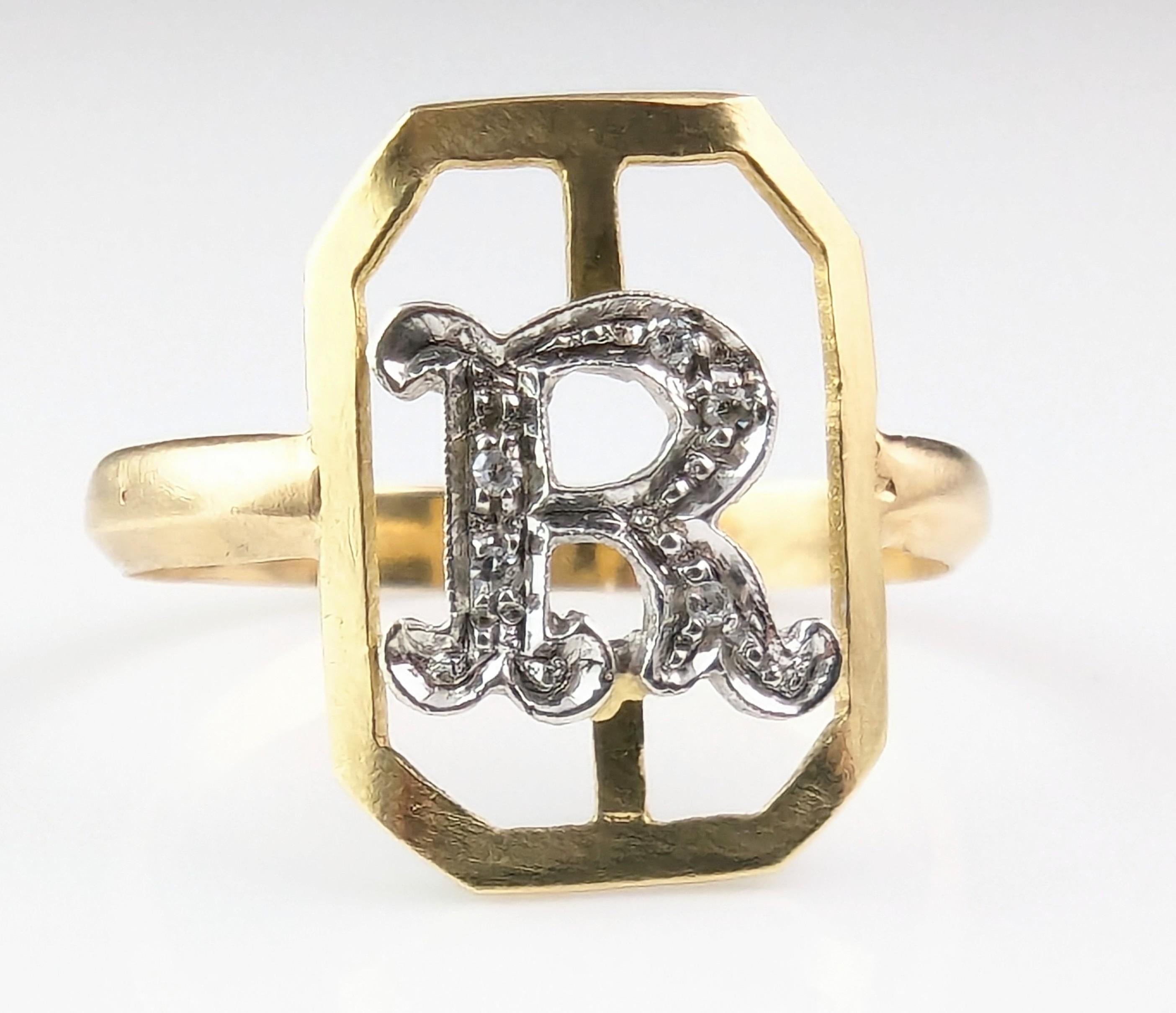 Vintage 18k gold and Diamond R initial ring, Conversion  4