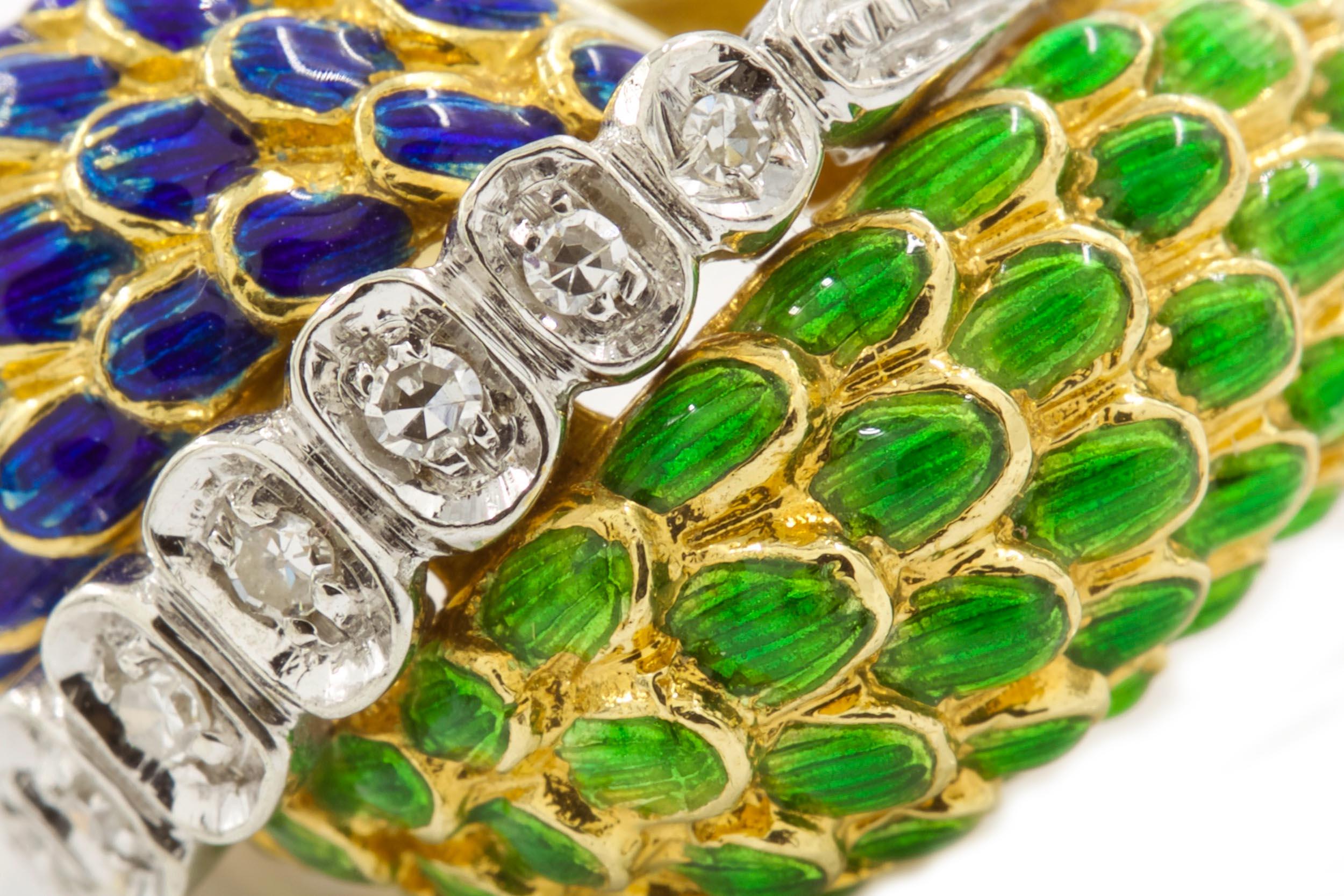 Vintage 18k Gold and Diamond Ring with Blue & Green Enamel For Sale 2