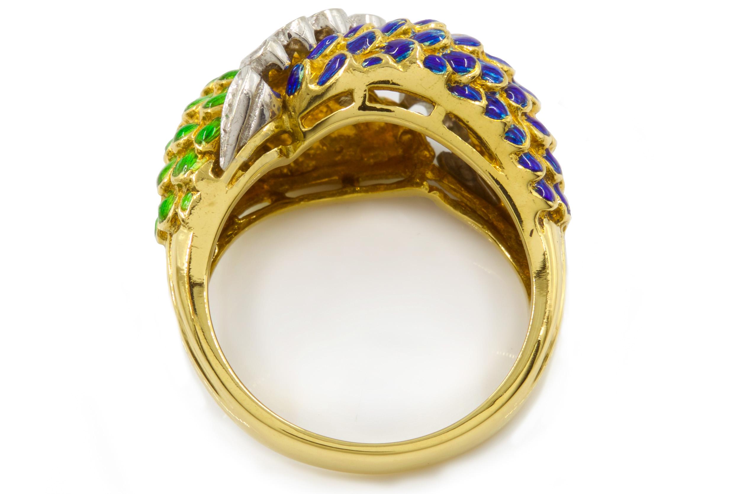 Vintage 18k Gold and Diamond Ring with Blue & Green Enamel For Sale 3