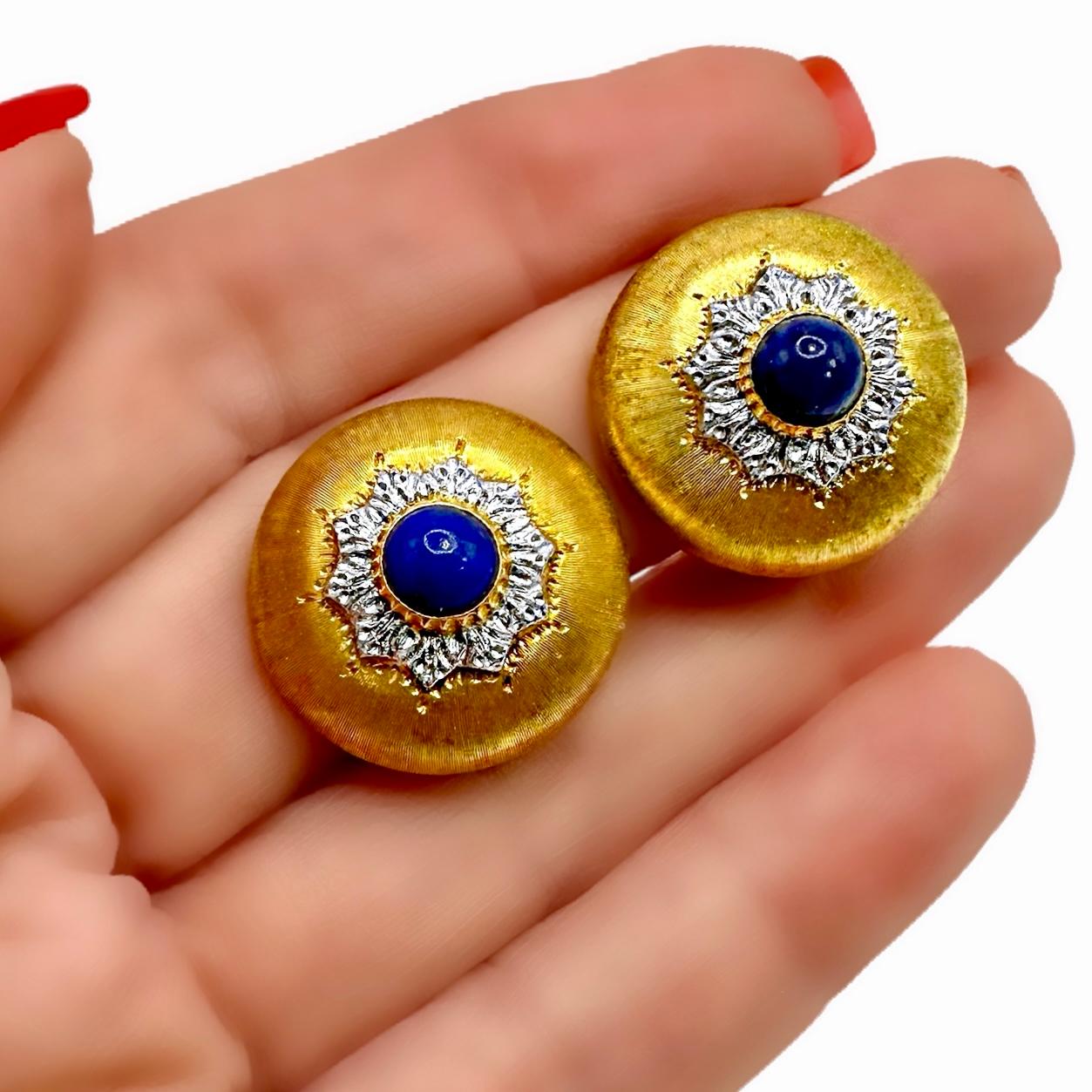 Vintage 18K Gold and Lapis-Lazuli Dome Earrings by Mario Buccellati For Sale 4