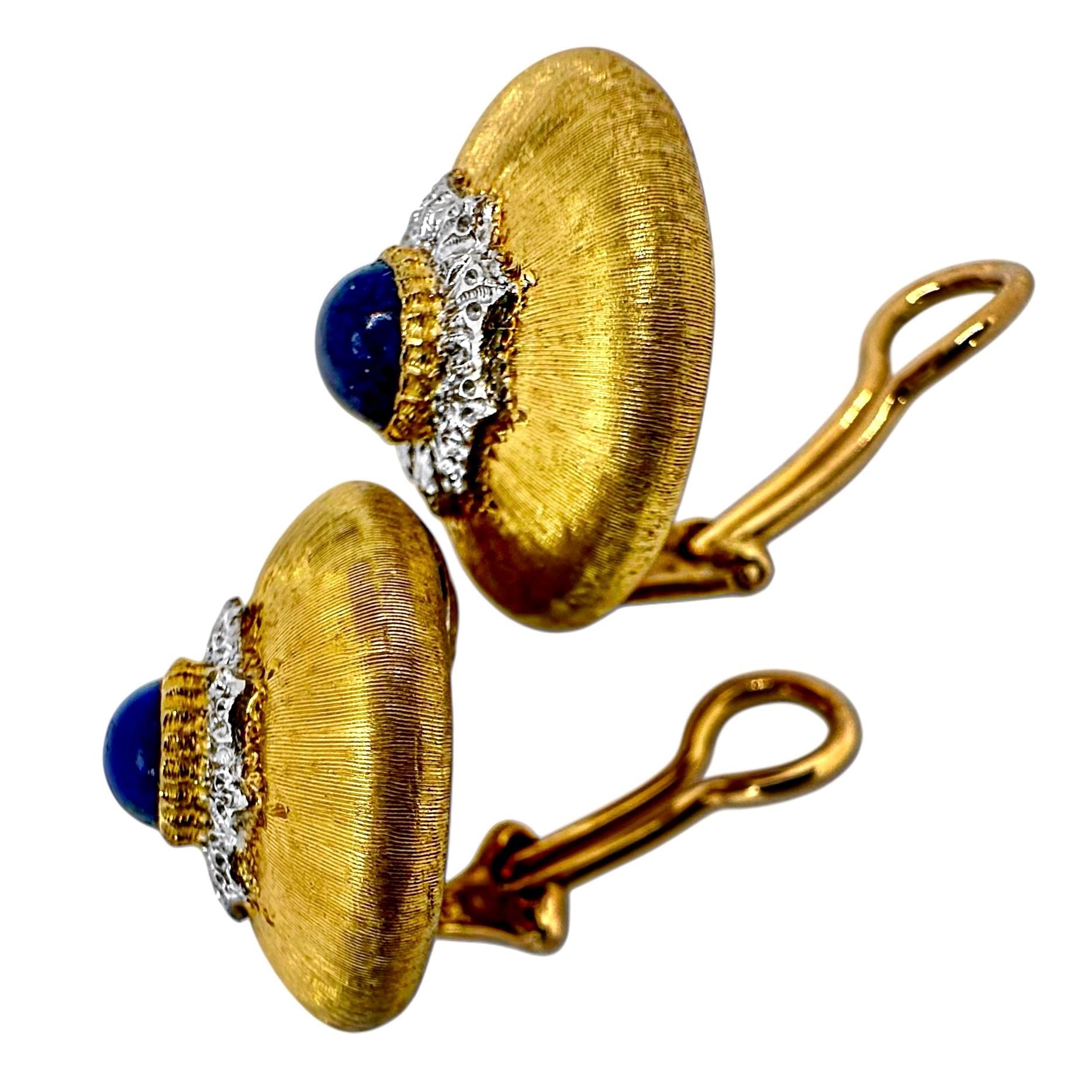 Modern Vintage 18K Gold and Lapis-Lazuli Dome Earrings by Mario Buccellati For Sale